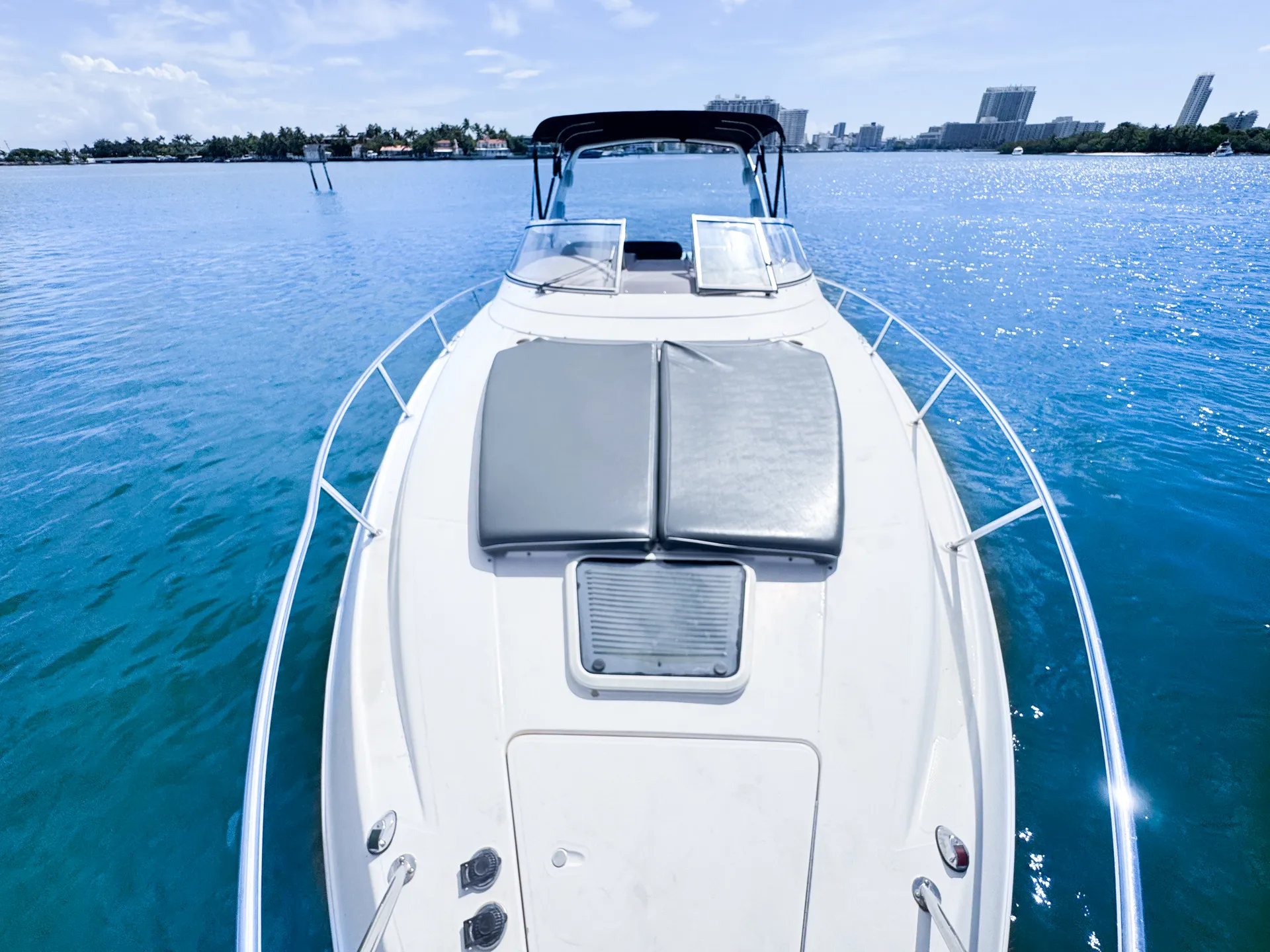 Enjoy “MIAMI” Regal 36FT in Miami!