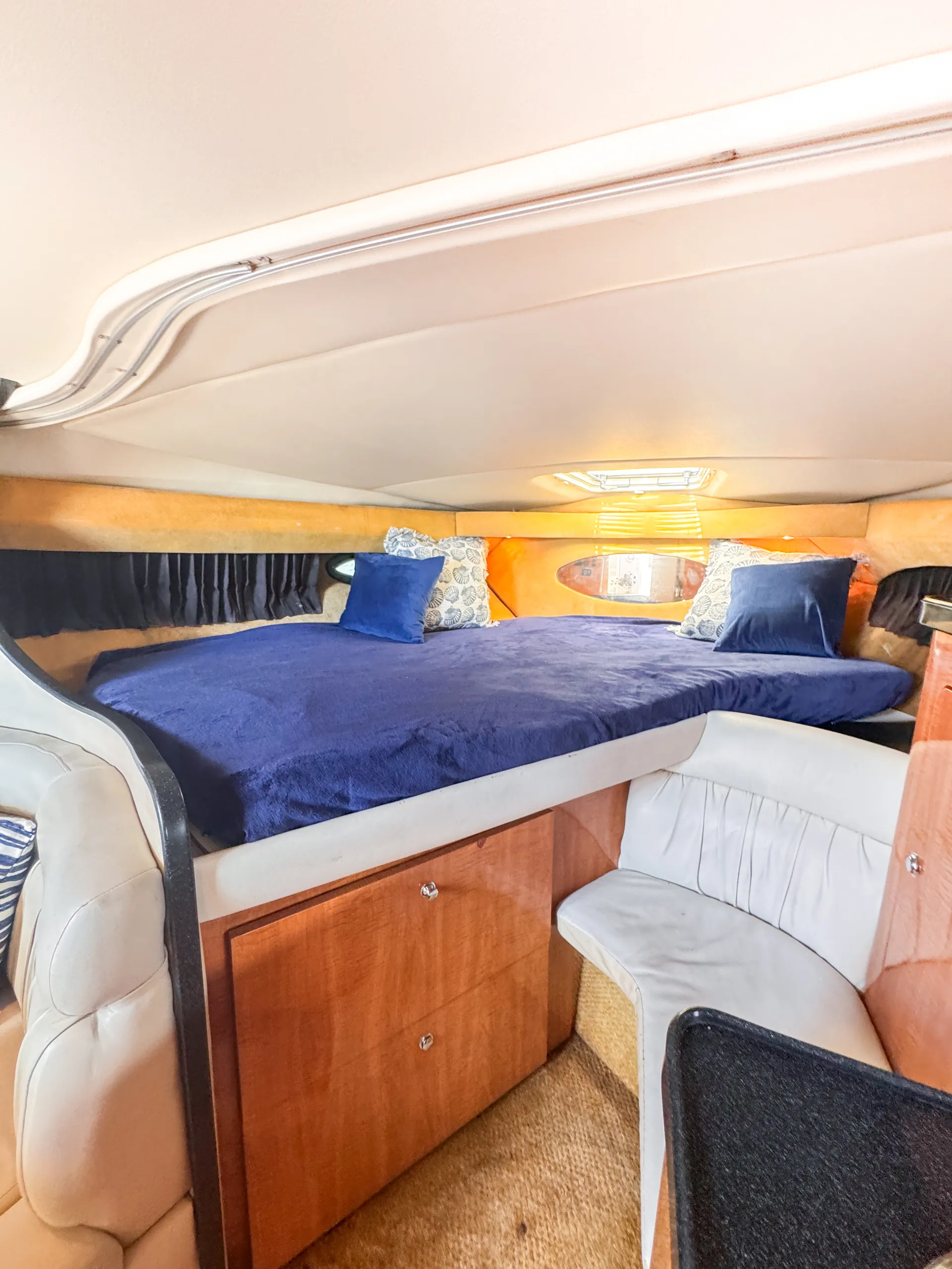 Enjoy “MIAMI” Regal 36FT in Miami!