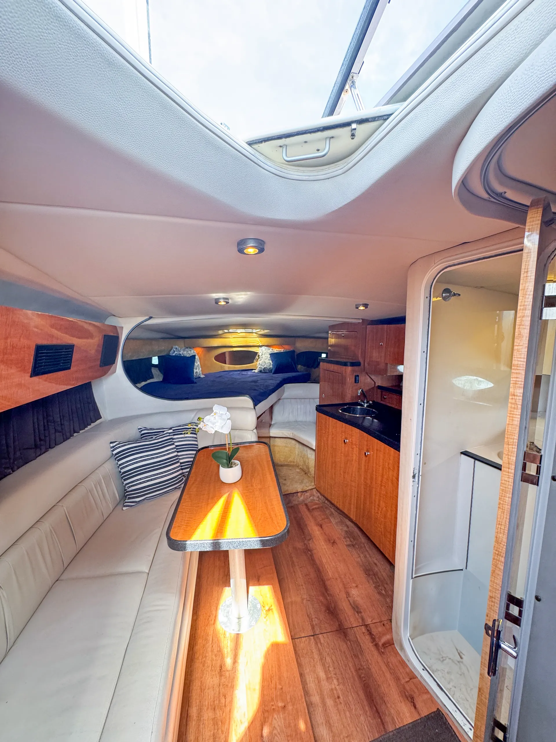 Enjoy “MIAMI” Regal 36FT in Miami!