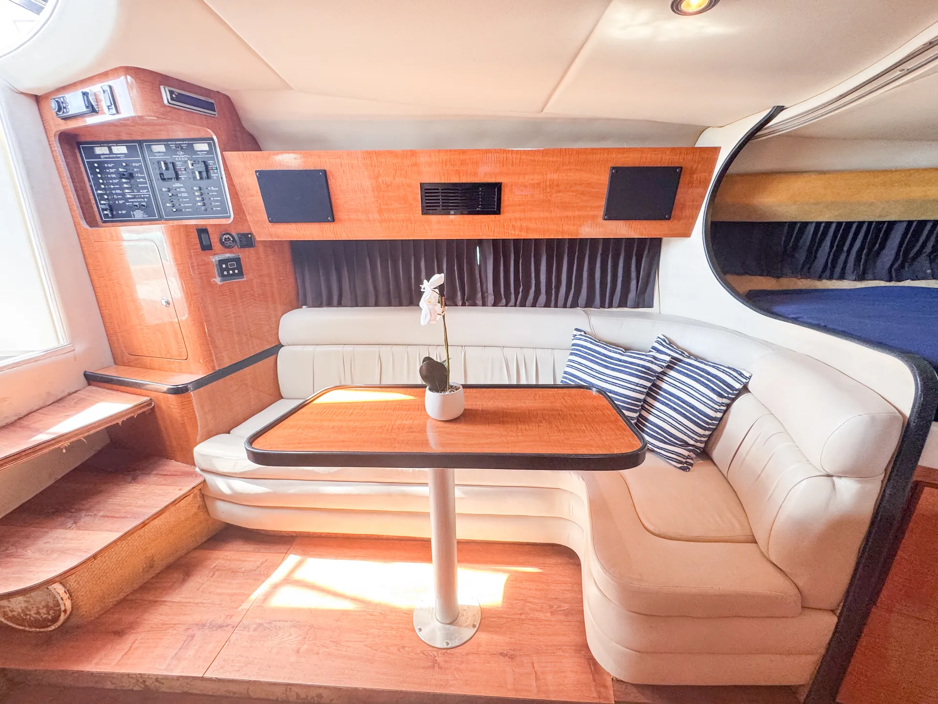 Enjoy “MIAMI” Regal 36FT in Miami!