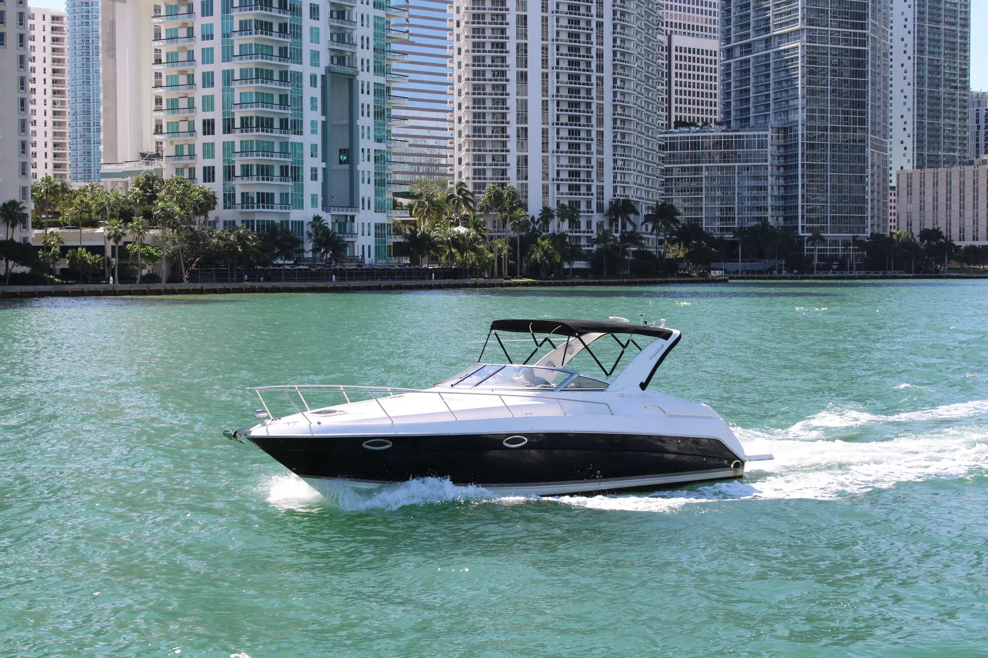 Enjoy “MIAMI” Regal 36FT in Miami!