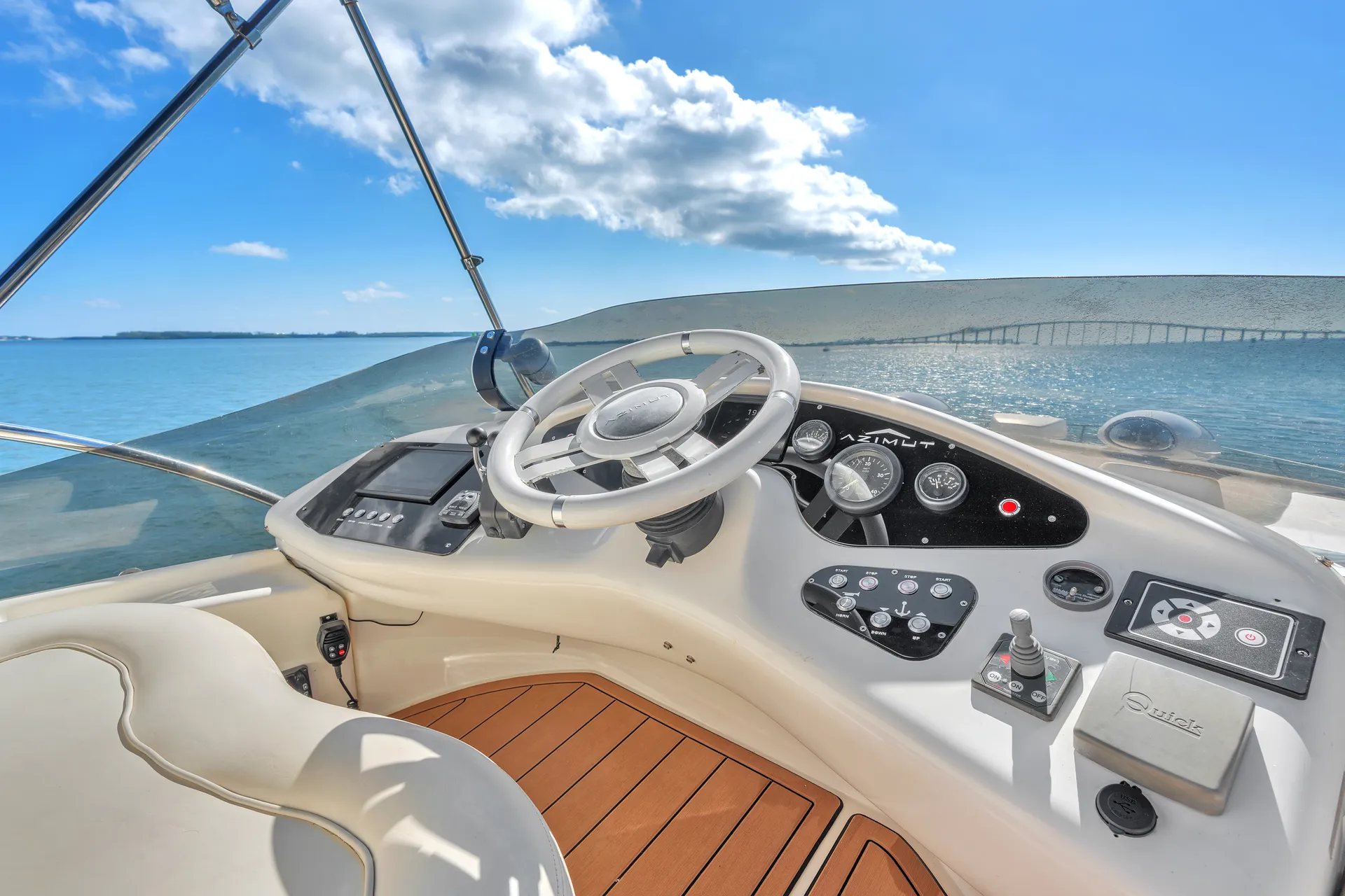 Miami’s Magic Unfolds Aboard a 45ft Azimut!