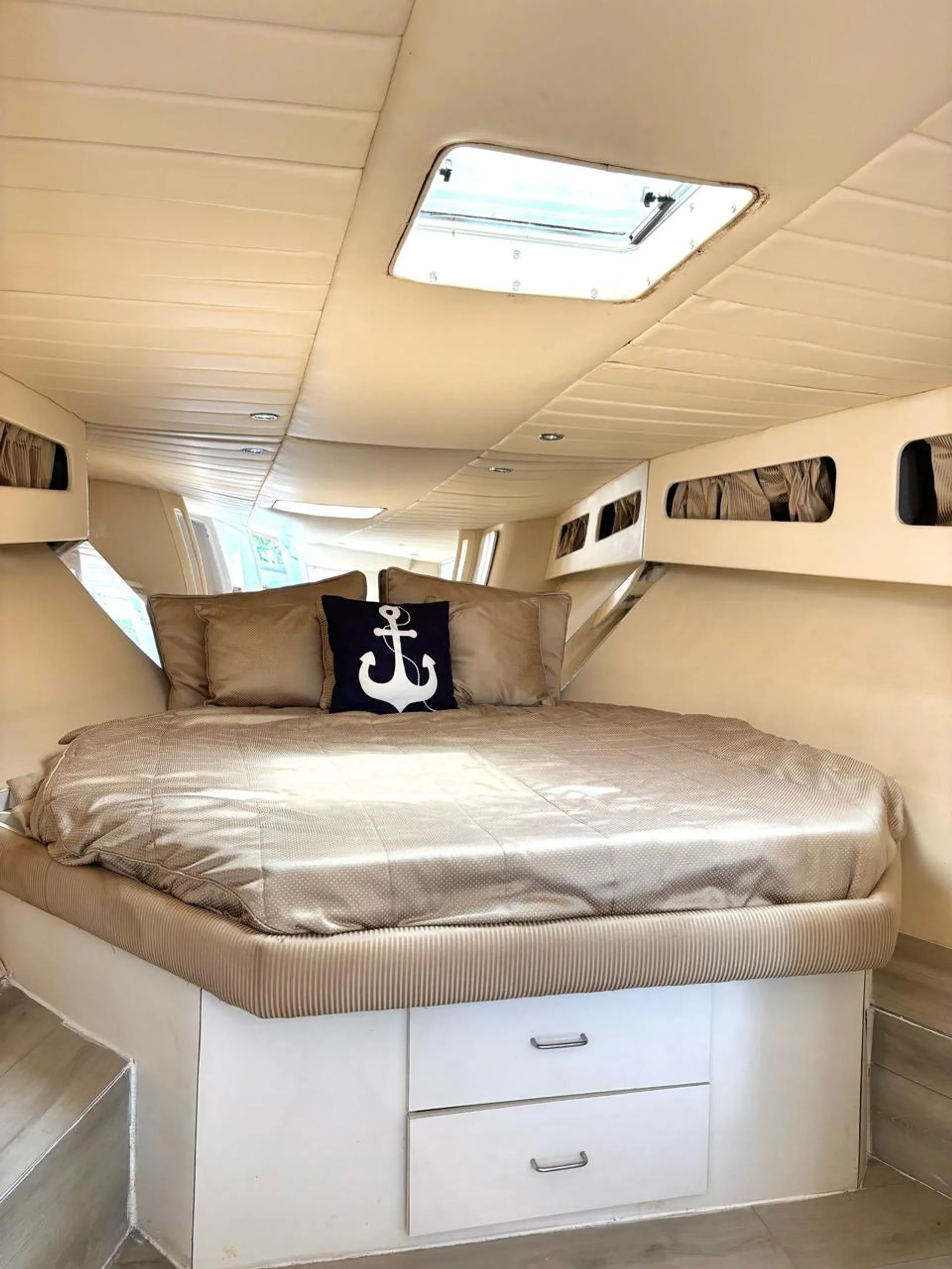 Enjoy “COPACABANA” Tempest 45FT in Miami!!