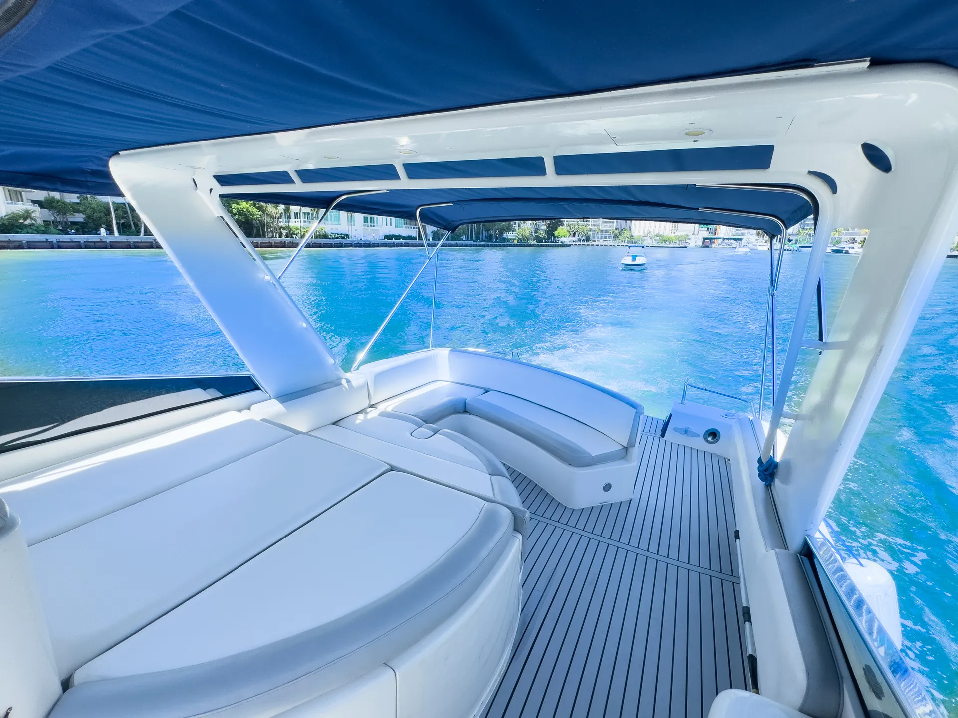 Enjoy “COPACABANA” Tempest 45FT in Miami!!