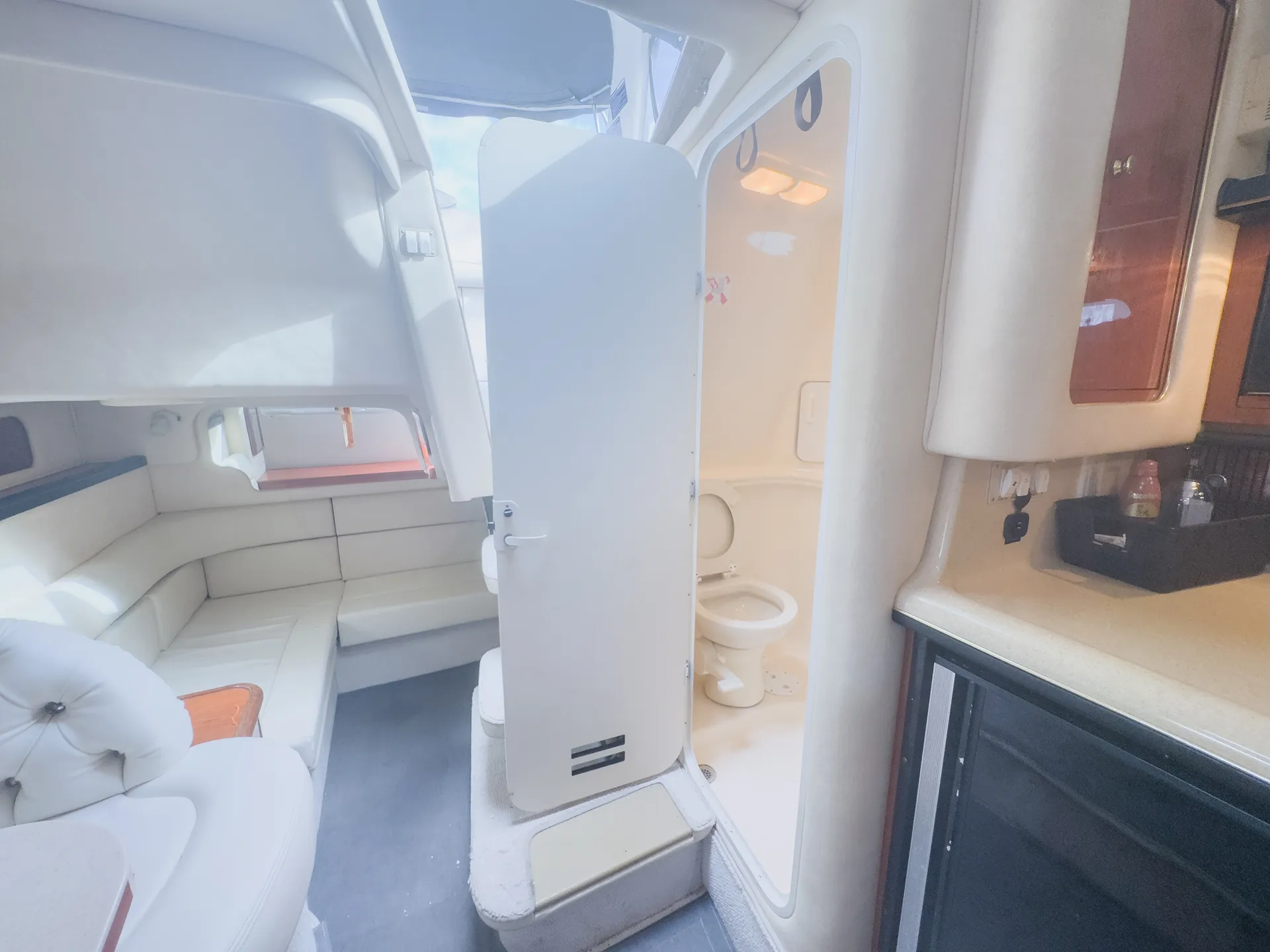 Experience "HABANA“ Sundancer 37FT in Miami!