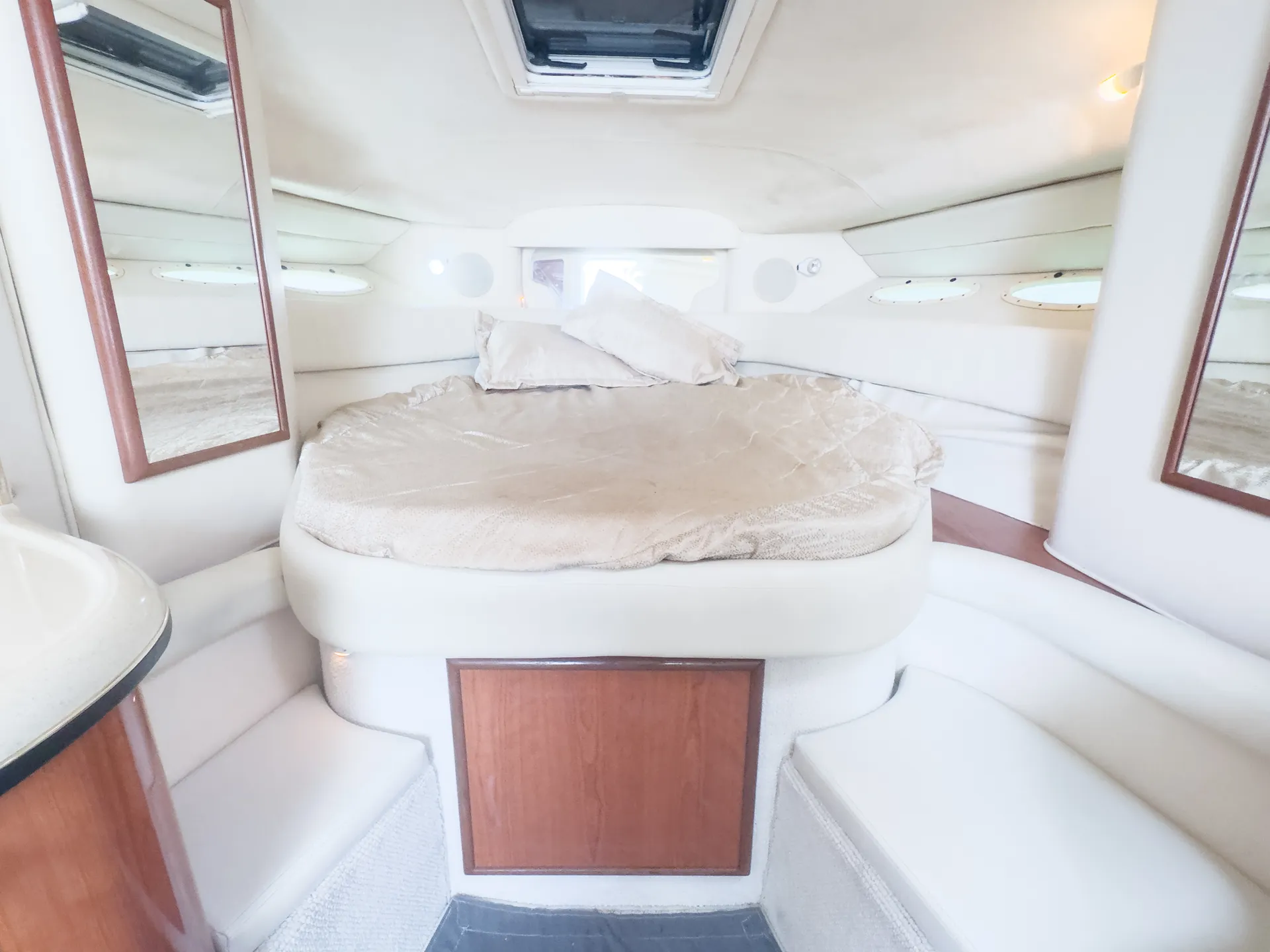 Experience "HABANA“ Sundancer 37FT in Miami!