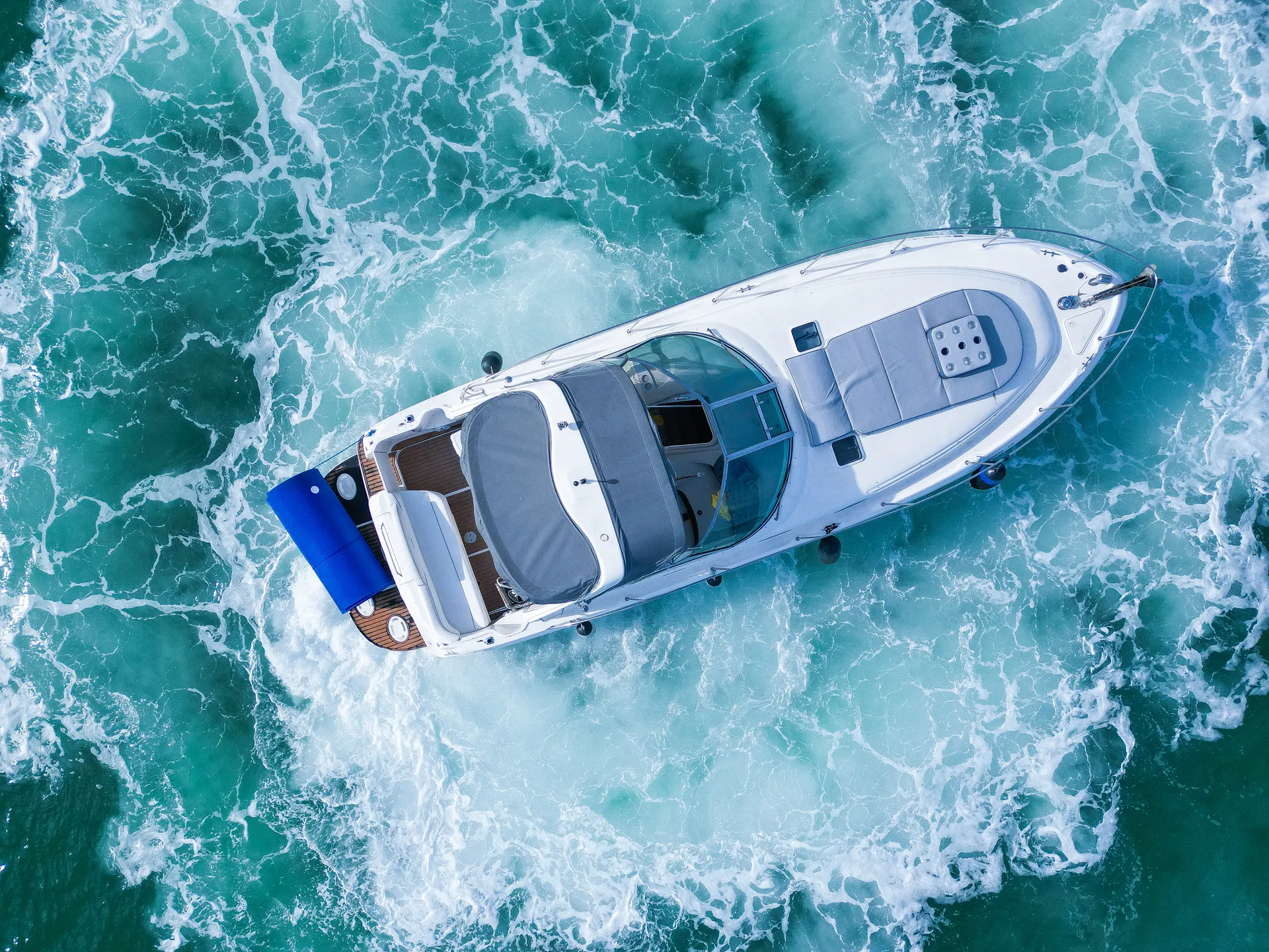 Experience "HABANA“ Sundancer 37FT in Miami!