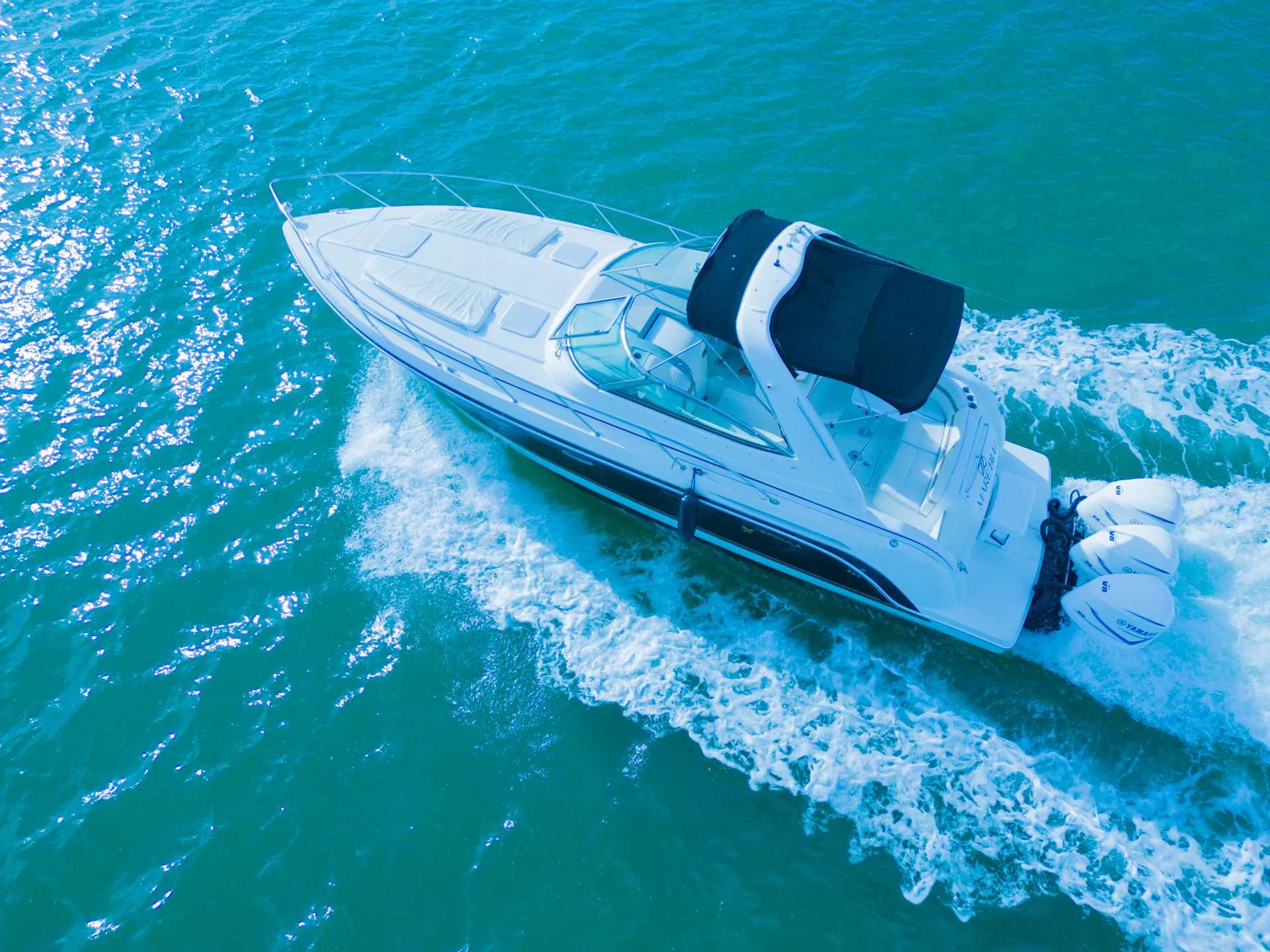 Enjoy your day with our "MADRID" Formula 40ft Yacht!