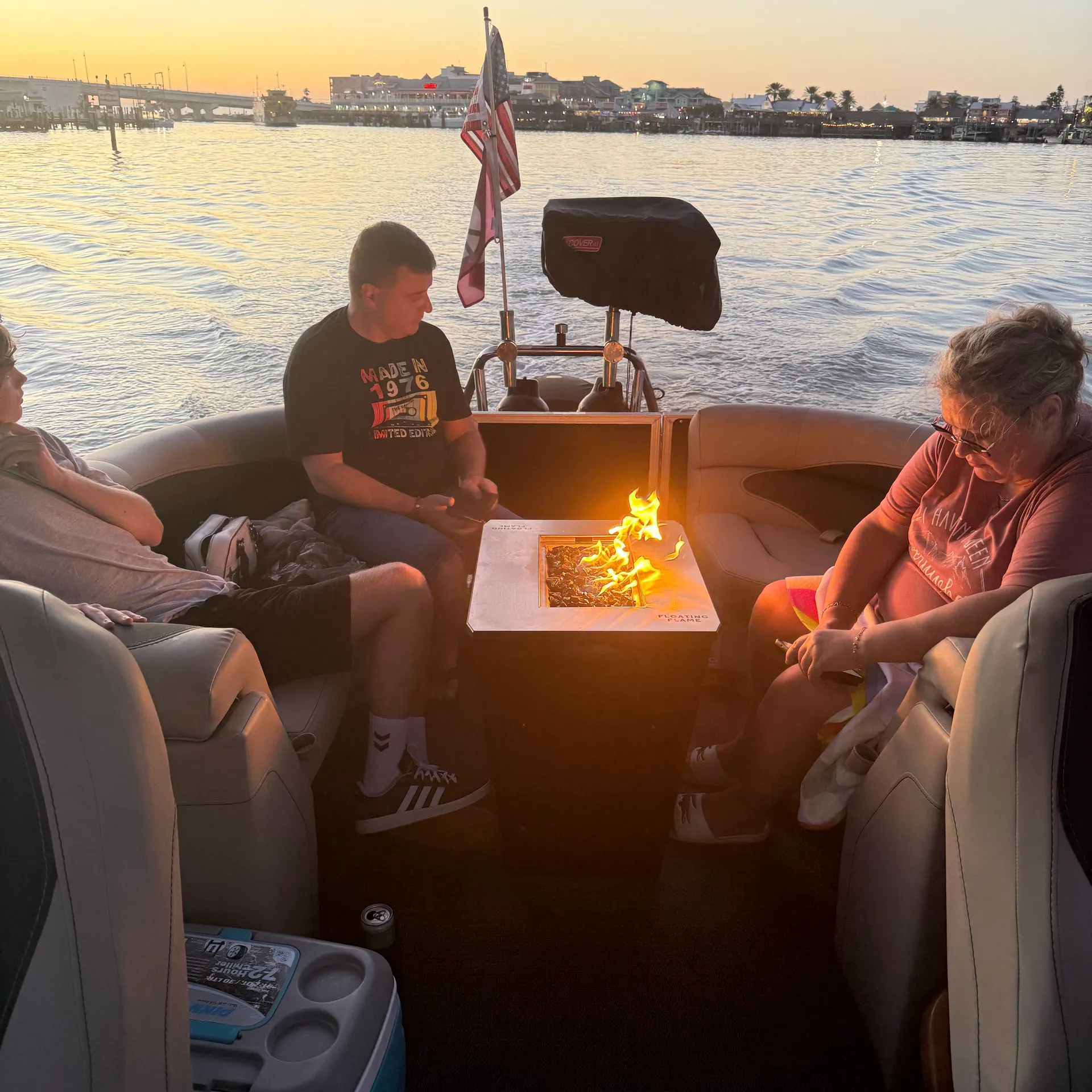 Lux For Less
Agua Blu Charters