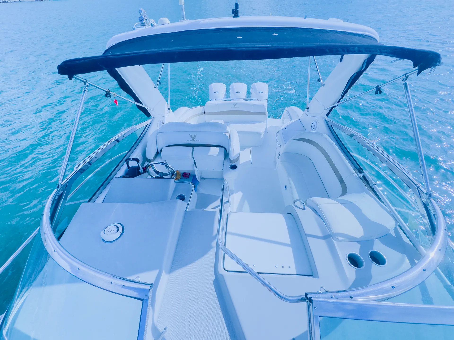 Enjoy your day with our "MADRID" Formula 40ft Yacht!