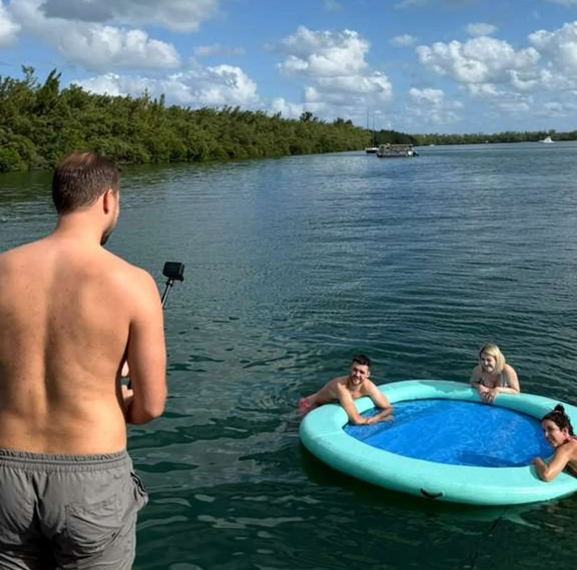 Enjoy “COPACABANA” Tempest 45FT in Miami!!