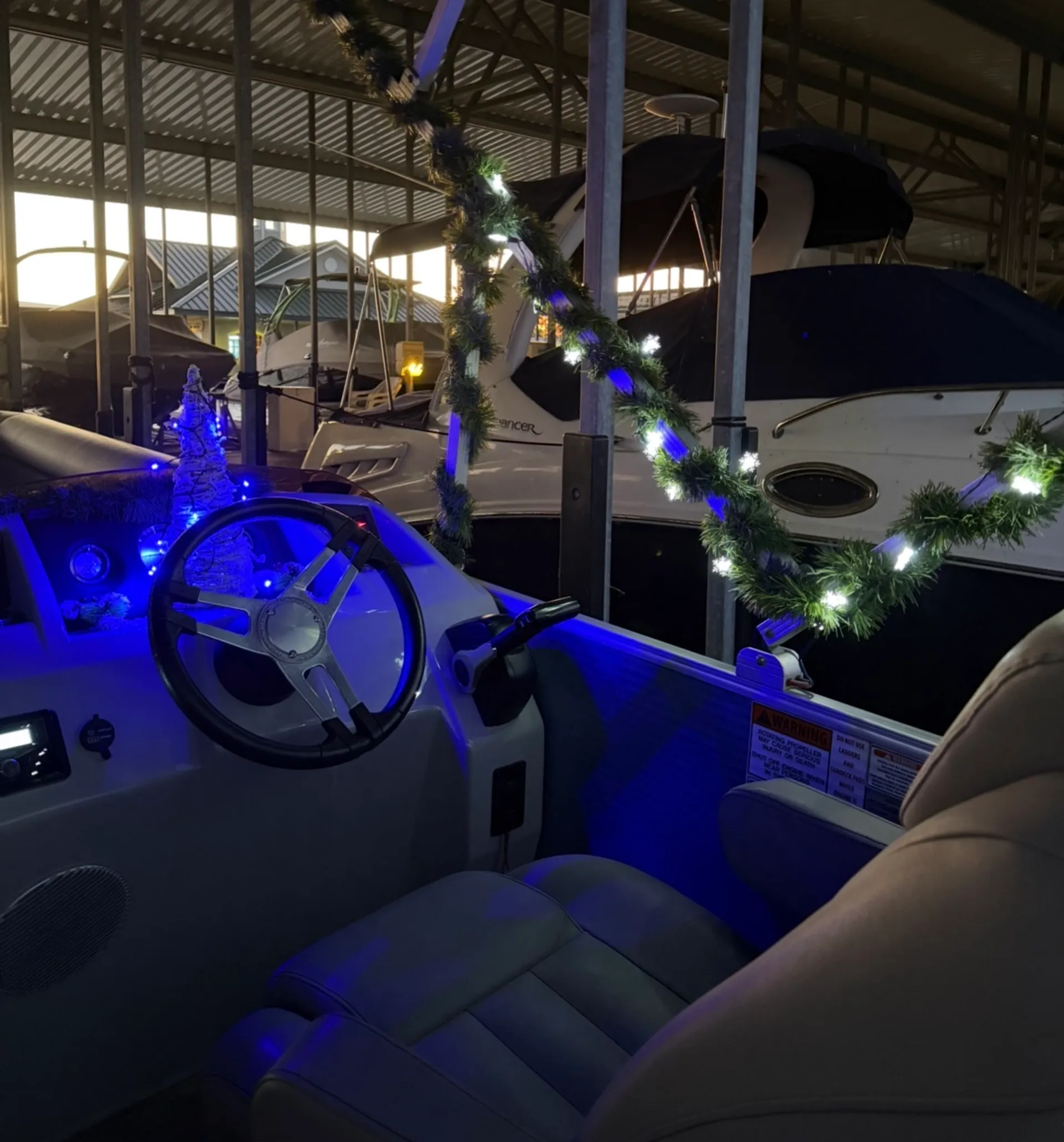 Christmas Lights Boat • 22' Bennington Pontoon — Lake Lewisville 