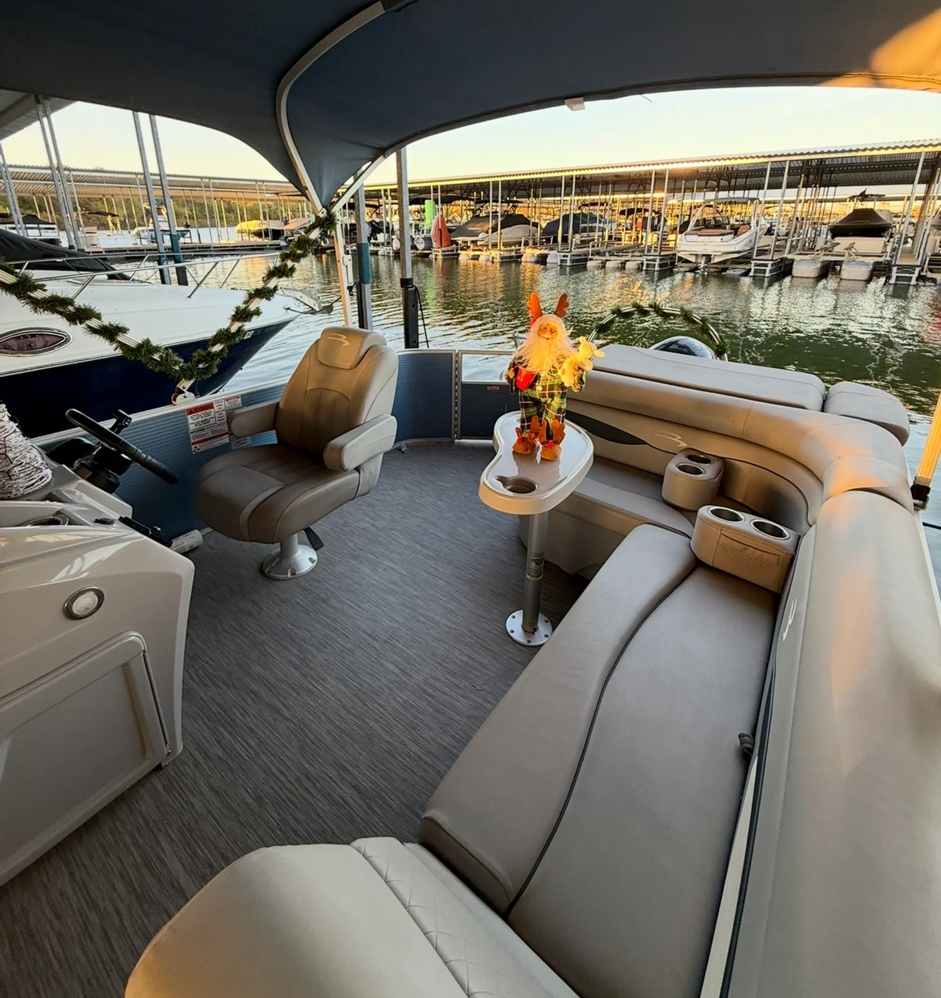 Christmas Lights Boat • 22' Bennington Pontoon — Lake Lewisville 