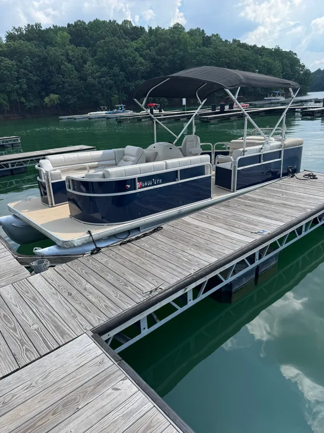 Rent a GODFREY MARINE pontoon in Buford, GA near me