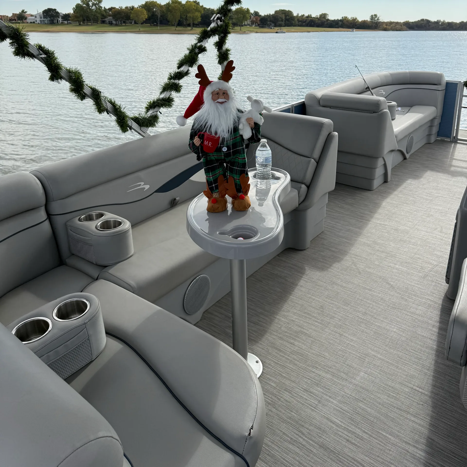 Christmas Lights Boat • 22' Bennington Pontoon — Lake Lewisville 