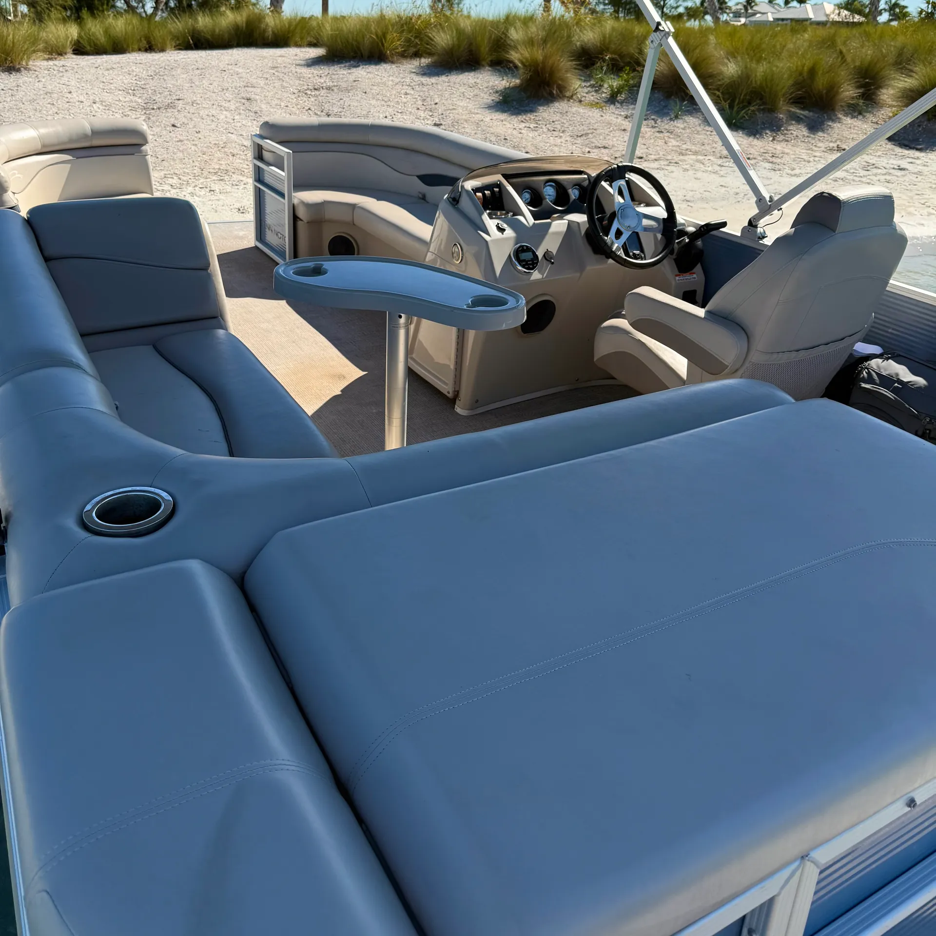 20 ft Bennington SLX