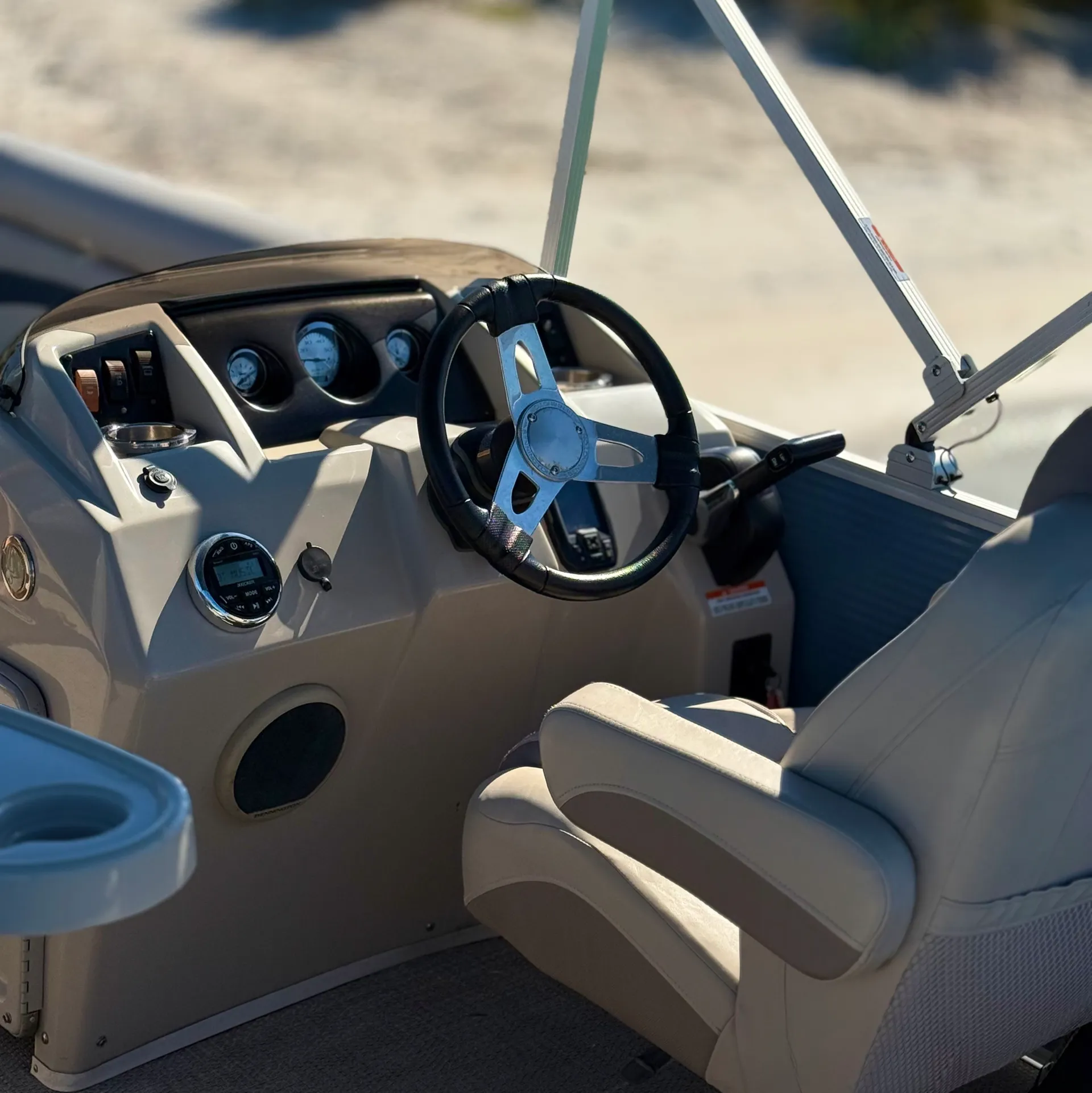 20 ft Bennington SLX