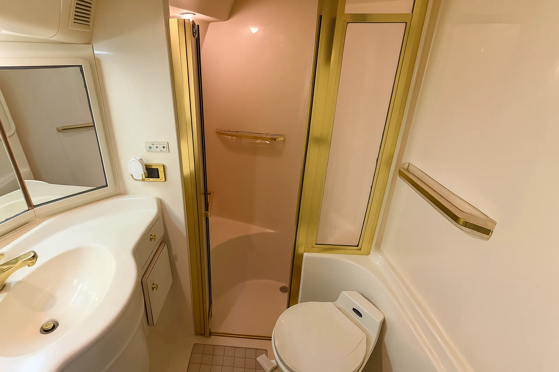 Sea Ray 50ft Sundancer Luxury Yacht Charter – Miami