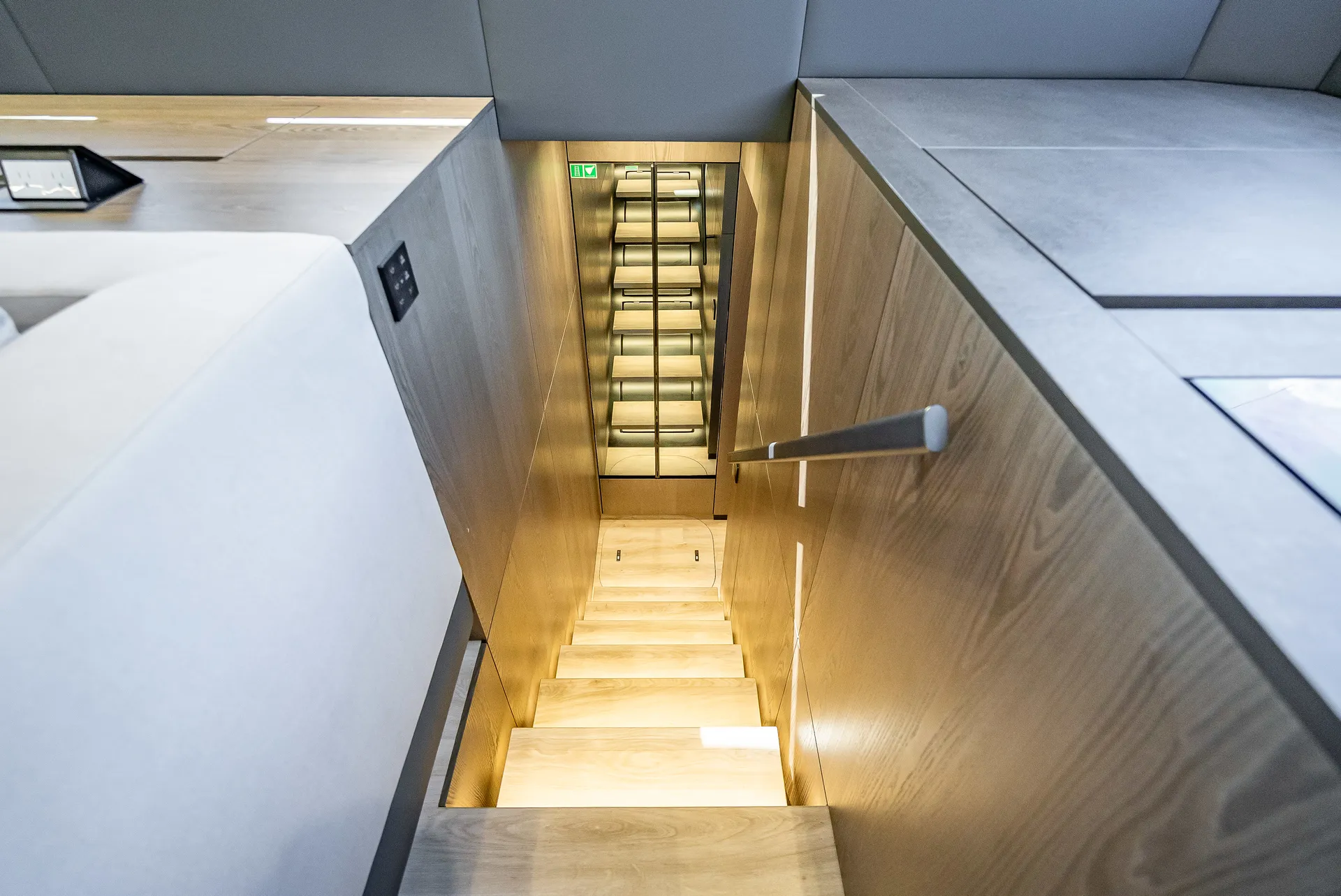 70' Sunreef 2026 with Jacuzzi