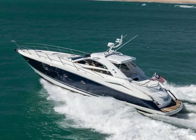 Rent a Sunseeker  motor yacht in Fajardo, Fajardo near me