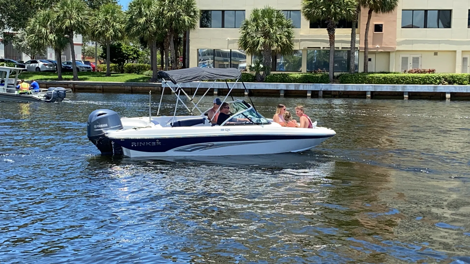 Rinker Boats QX 18 OB in Hollywood, FL — photo 9