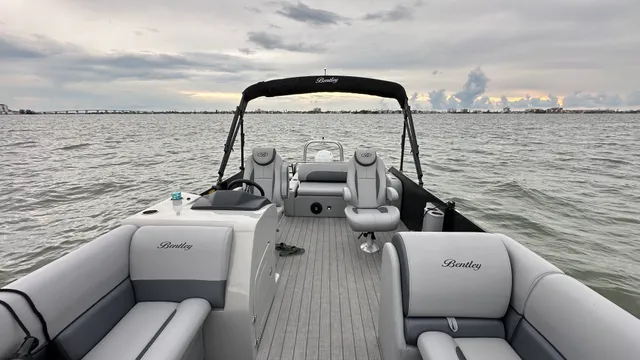 Rent a ENCORE BENTLEY pontoon in Gulfport, FL near me