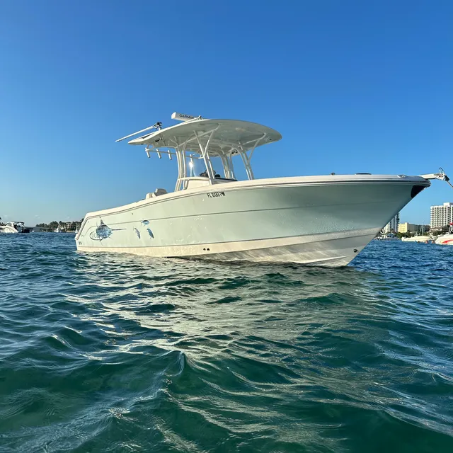 Rent a Robalo center console in Boca Raton, FL near me