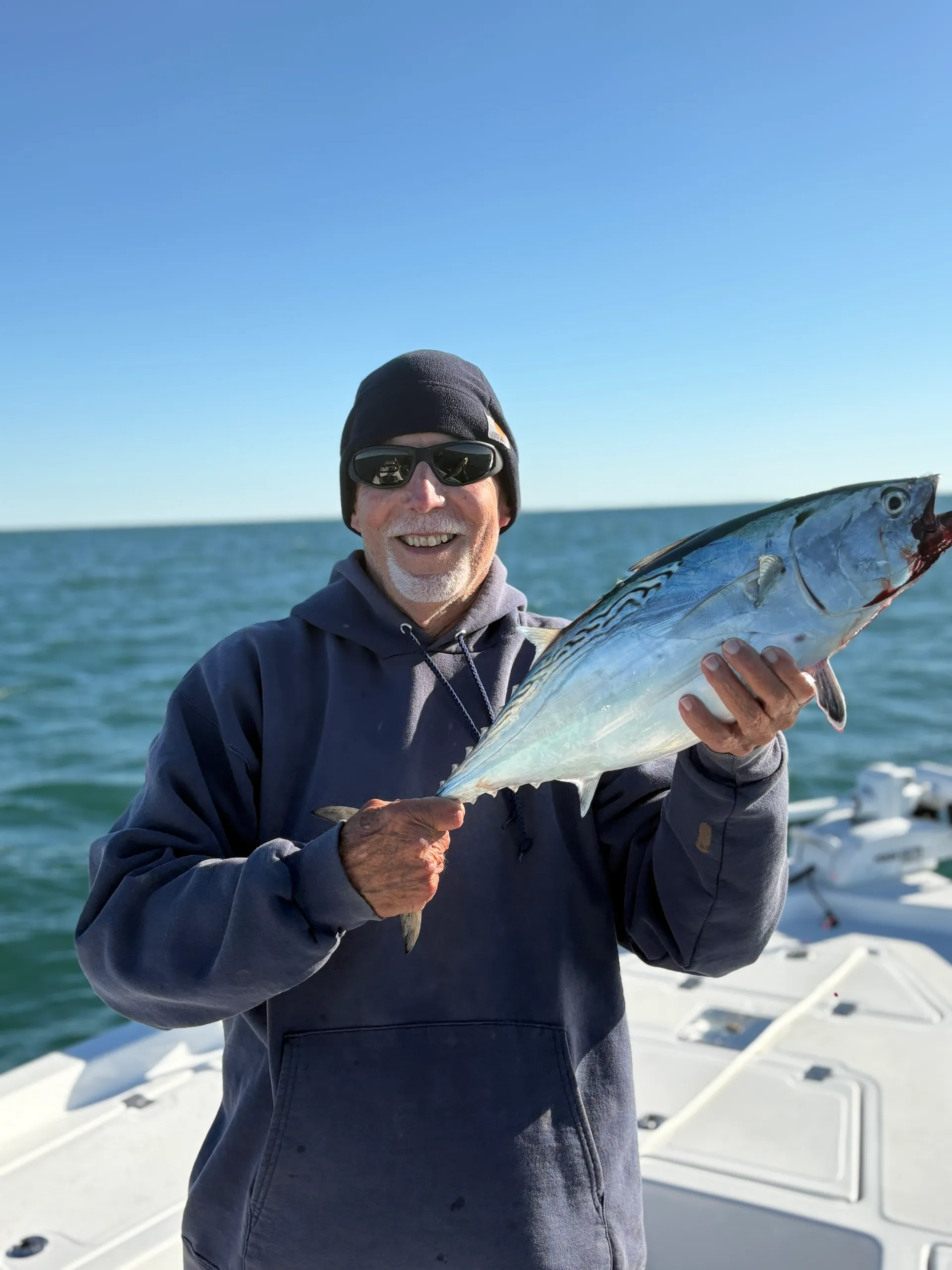 Adventures, sightseeing or fishing with Capt. Jaime on 22' Bay rider 