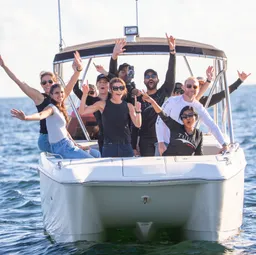 Spacious 27ft Miami Catamaran – Perfect for Groups, Parties, Sunsets boat photo