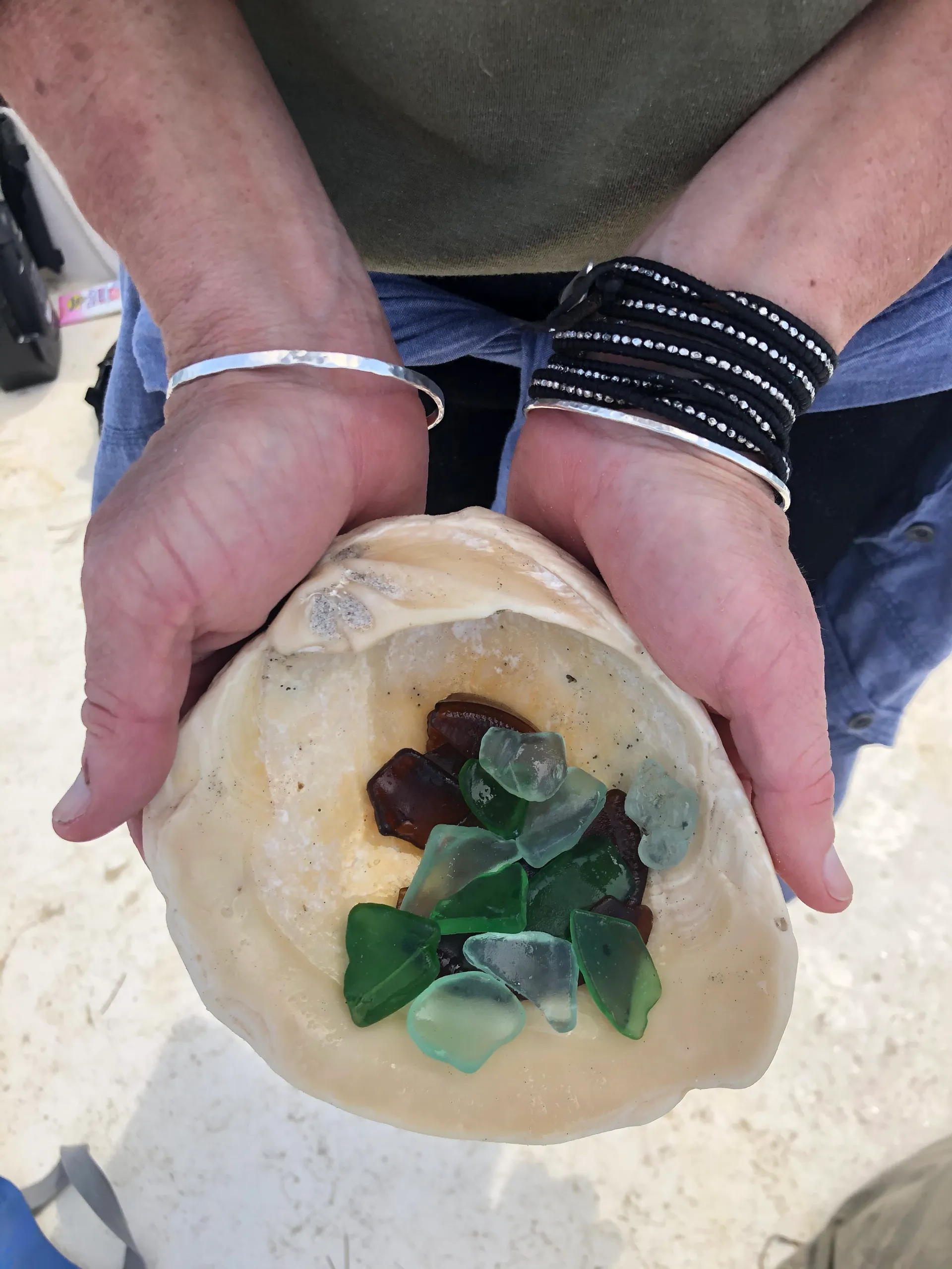 Adventures, sightseeing or fishing with Capt. Jaime on 22' Bay rider 