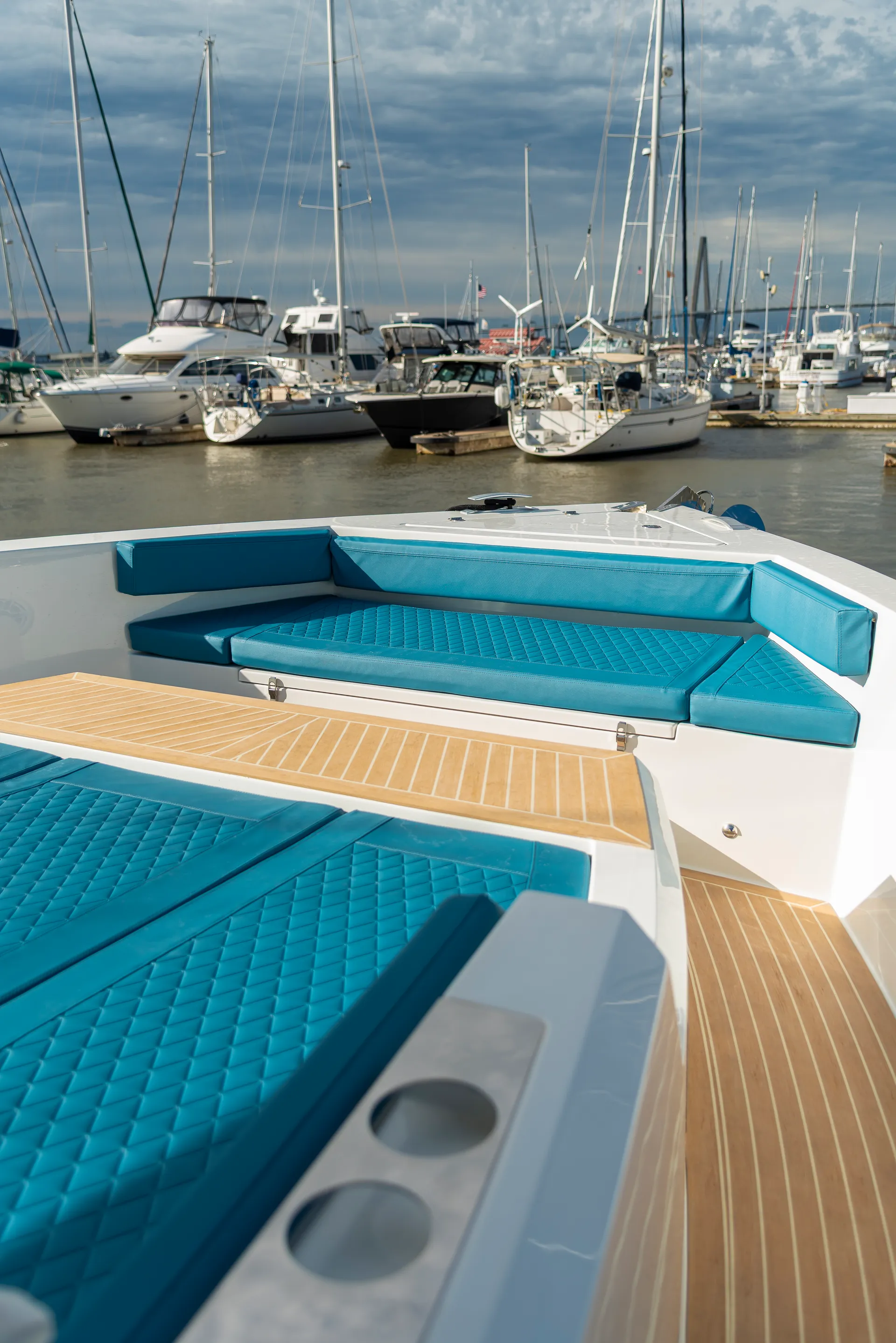 La Ondina Yacht - Party Day Perfected - Up to 13 Guests 