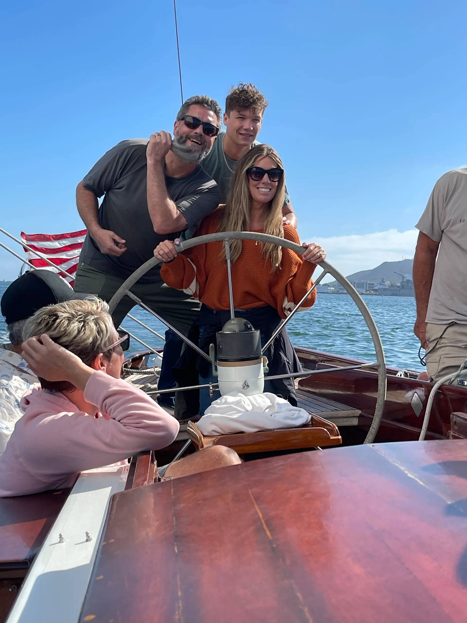 Classic Wooden Racing Yacht with Timeless Elegance