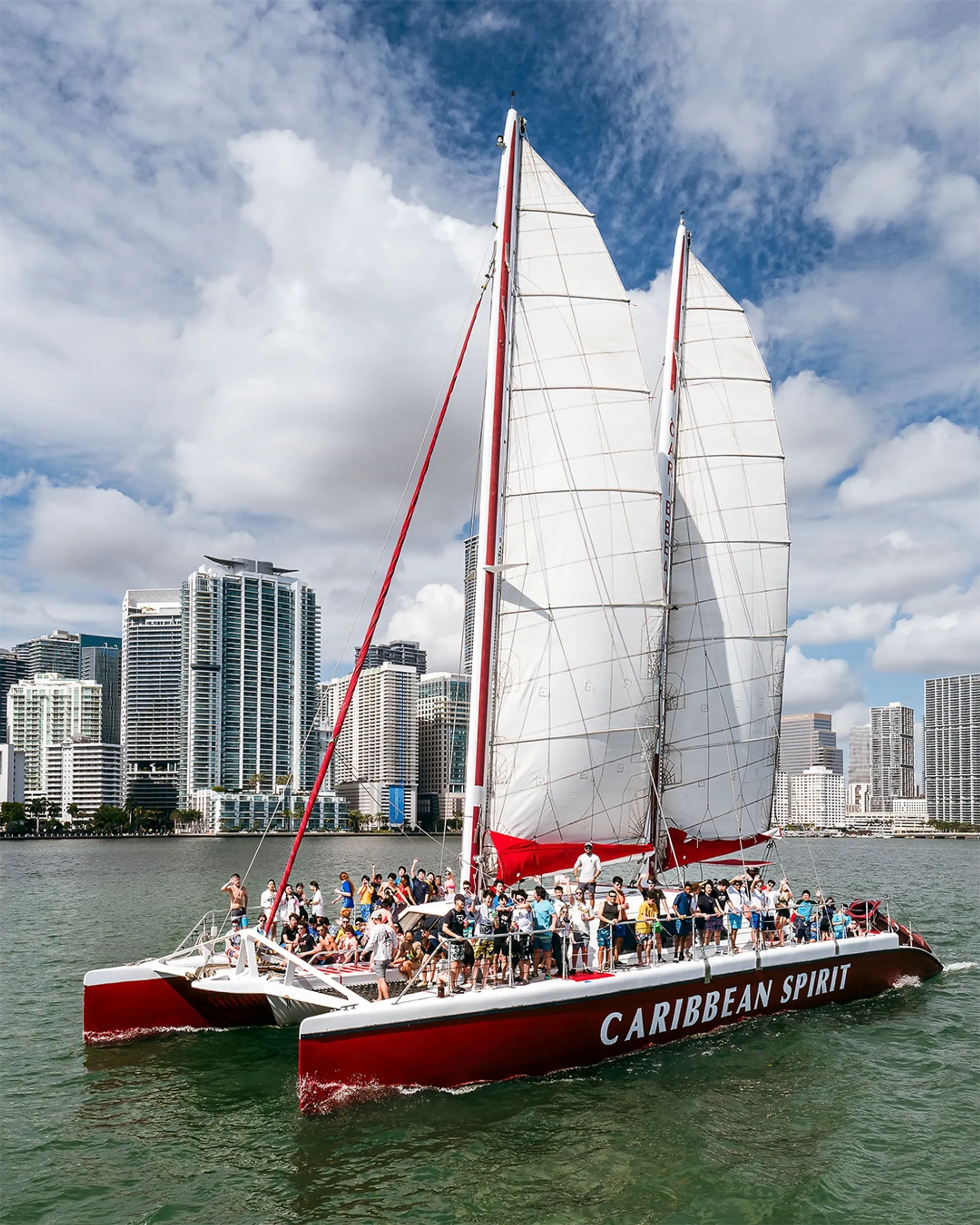 Cruise along Miami’s picturesque beaches for Up to 125 Pax! 