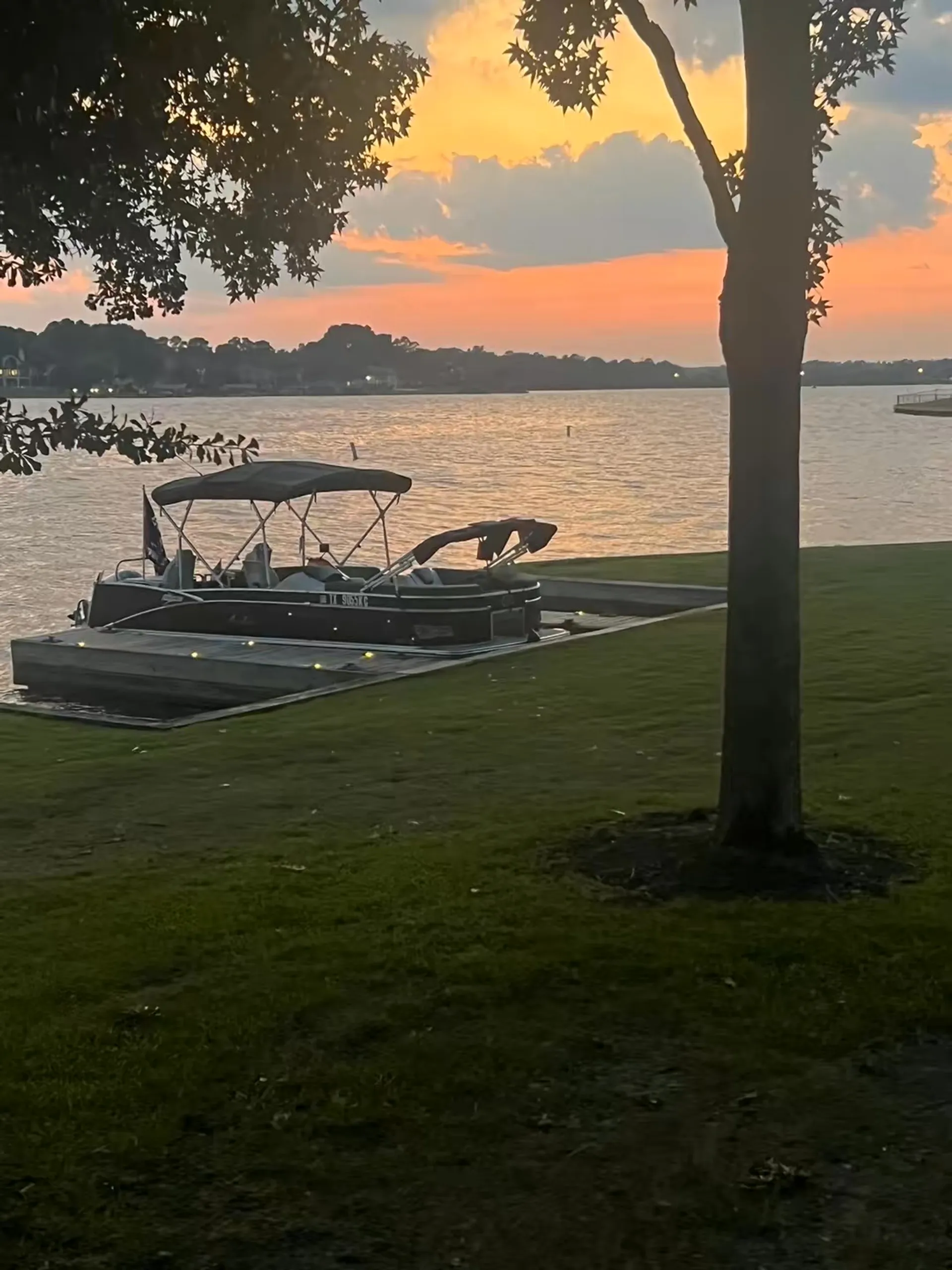 AVALON PONTOONS CATALINA REAR FISH 2585RF in Montgomery, TX — photo 2