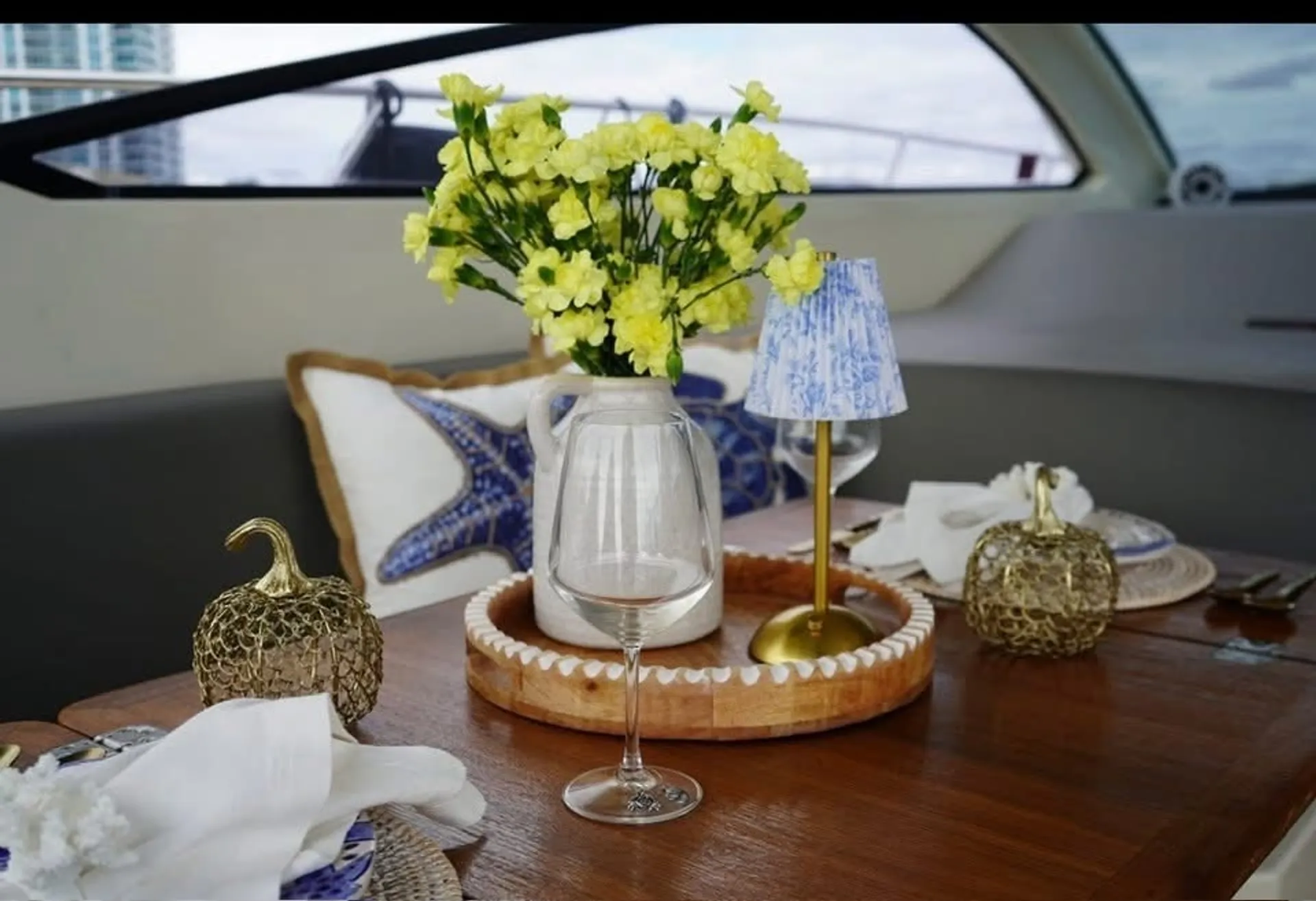 Luxury 44’ Azimut Atlantis – Miami Yacht for Parties, Tours & VIP Char