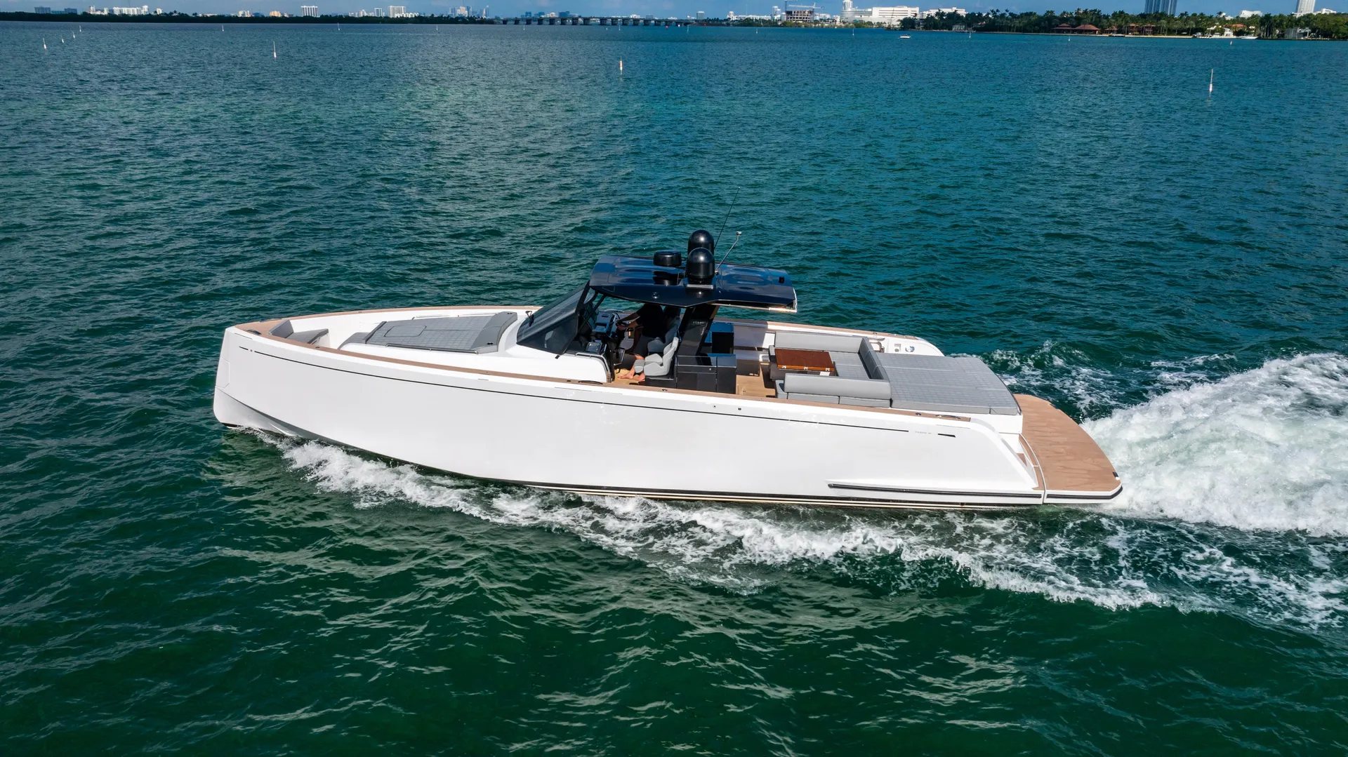 💎Book the Most Luxurious Yacht in Fort Lauderdale