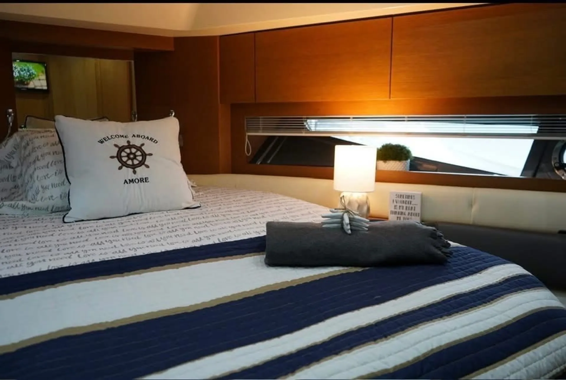 Luxury 44’ Azimut Atlantis – Miami Yacht for Parties, Tours & VIP Char