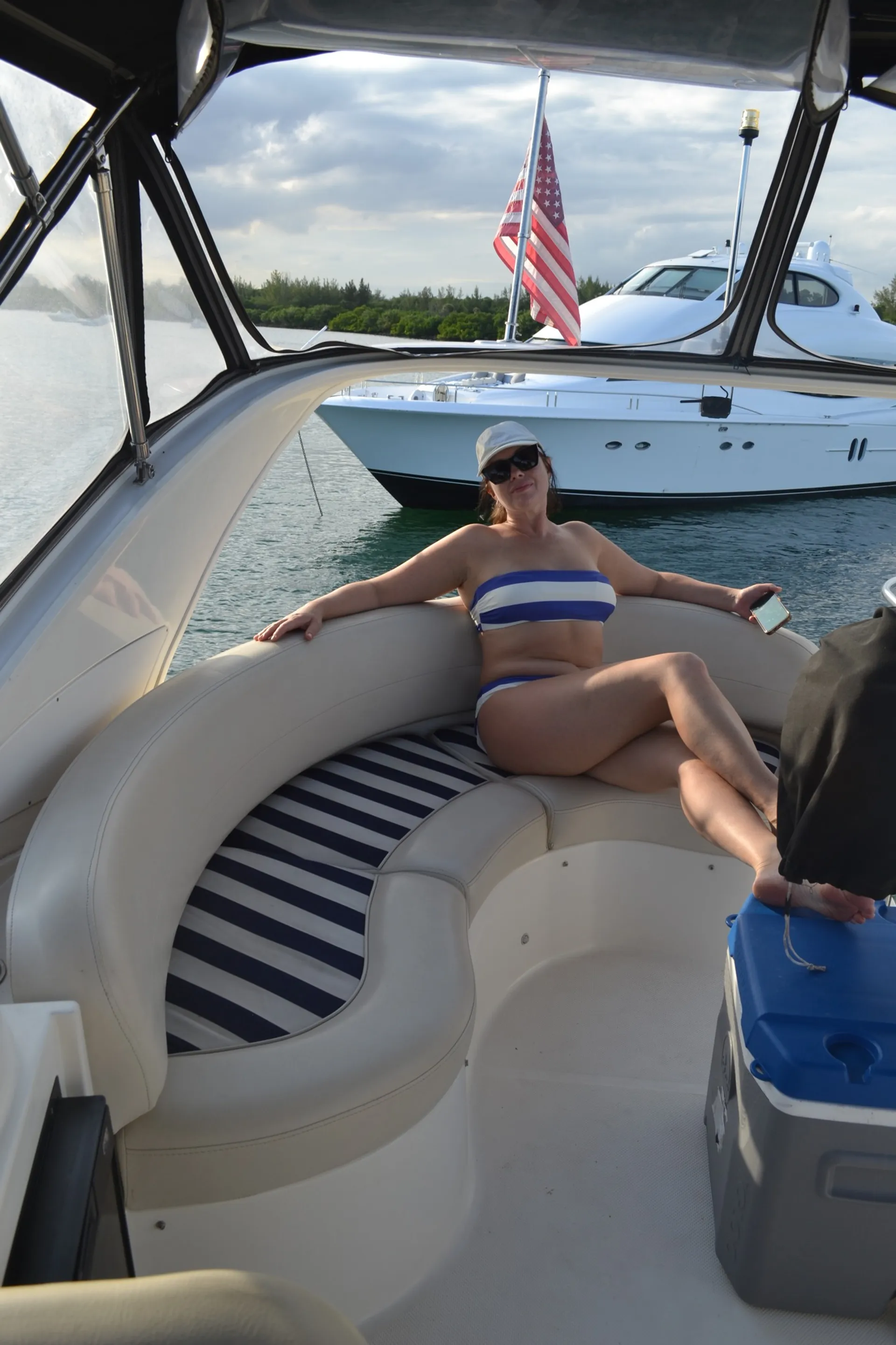 ALL-INCLUSIVE Fort Lauderdale Yacht  35' Meridian (Captain﹠Fuel Inc)