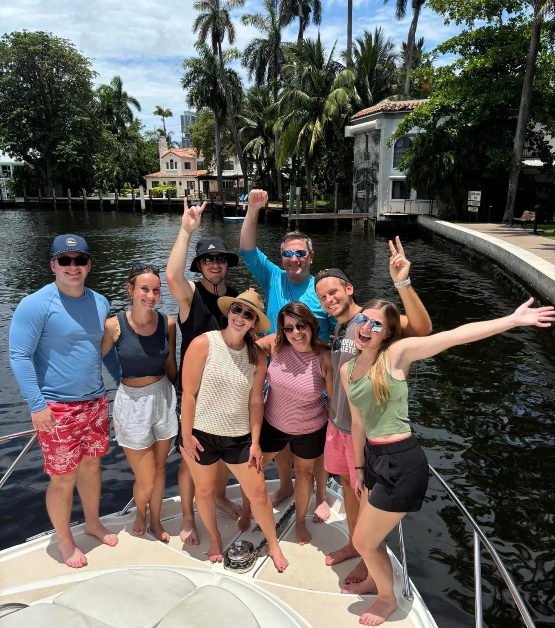 ALL-INCLUSIVE Fort Lauderdale Yacht  35' Meridian (Captain﹠Fuel Inc)