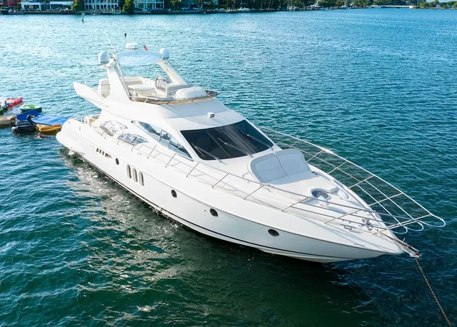 Rent a Azimut motor yacht in Miami Beach, FL near me