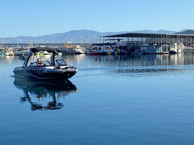Rent a ski and wakeboard in Peoria, AZ near me