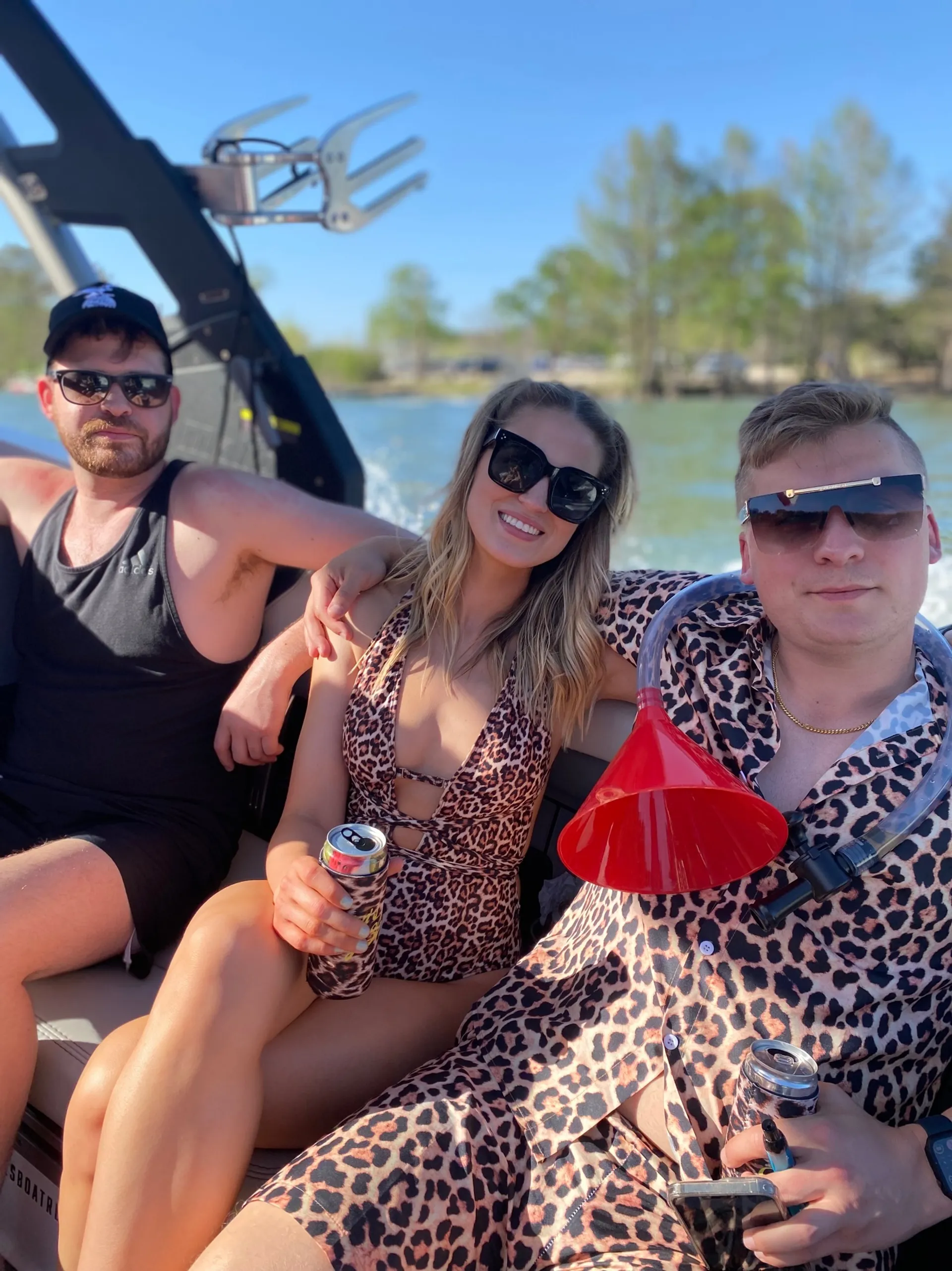 #1 Wake Surfing and Wakeboarding for Lake Travis - 14 ppl!