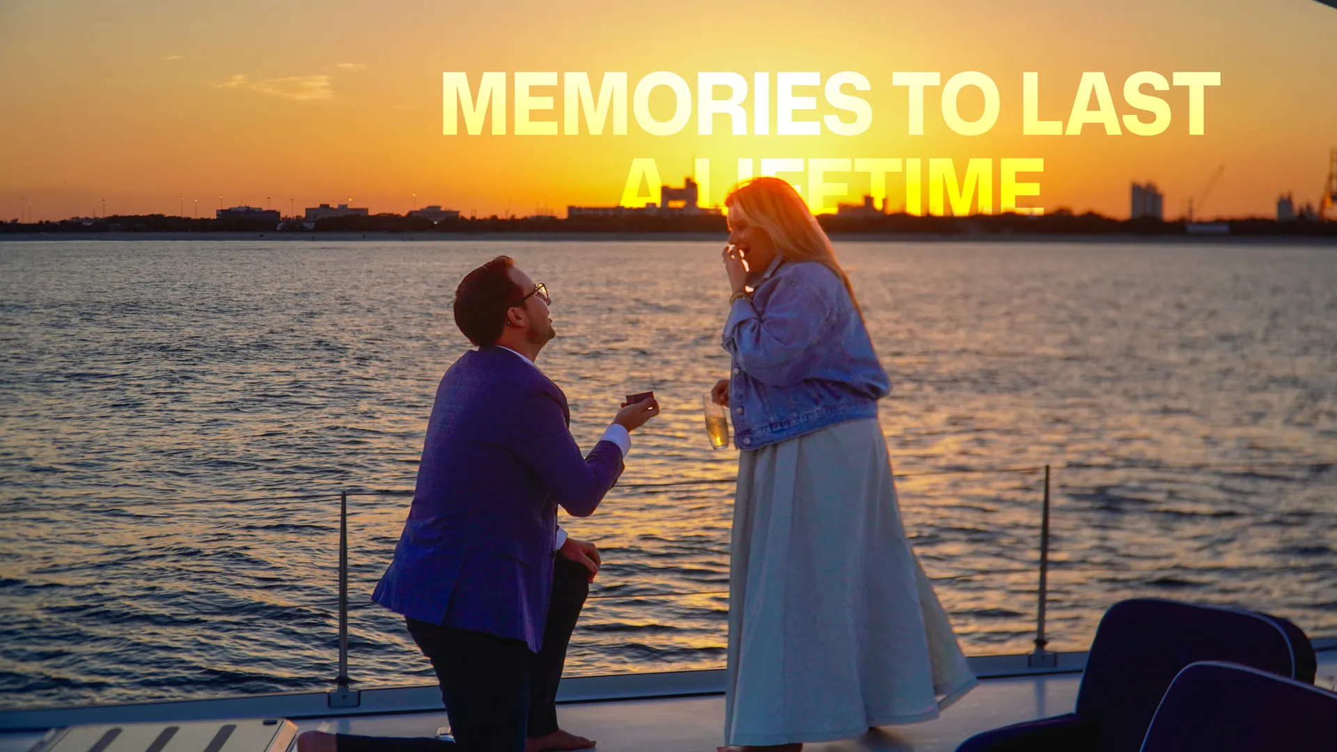 💎60’ Modern Yacht *Free Hour Monday-Thursday*