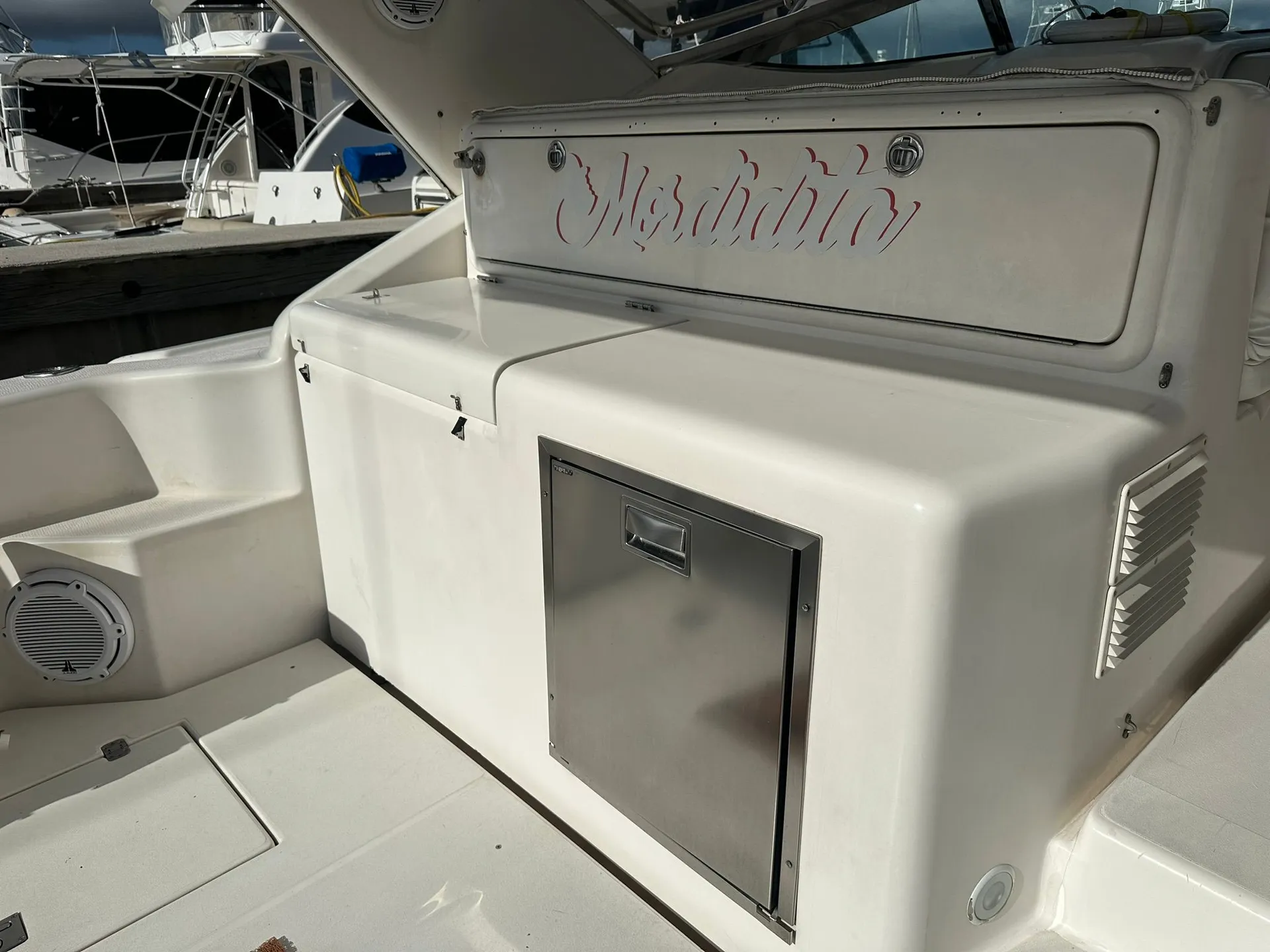 Riviera 40 best yacht to cruise to the local islands