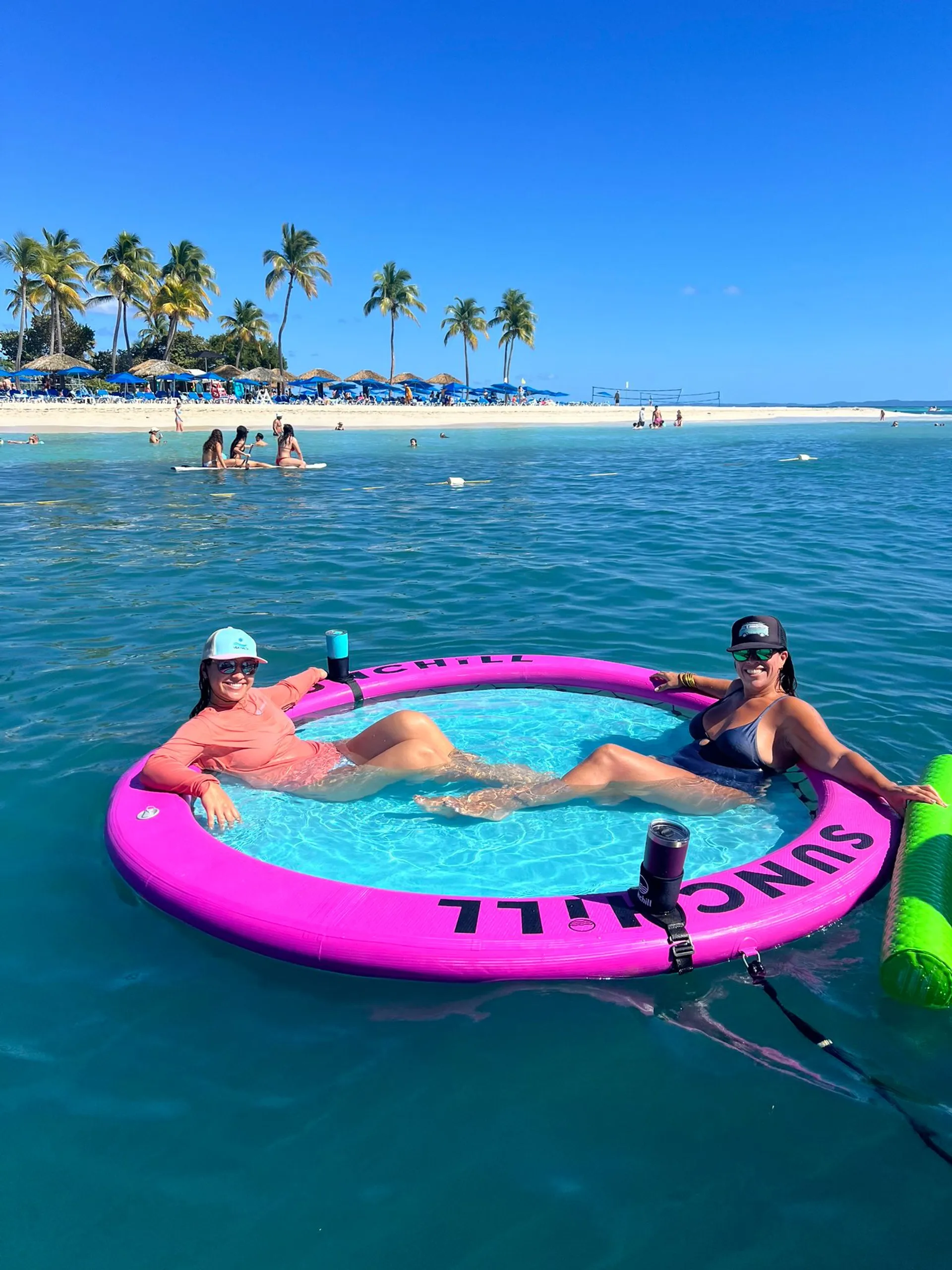 Riviera 40 best yacht to cruise to the local islands