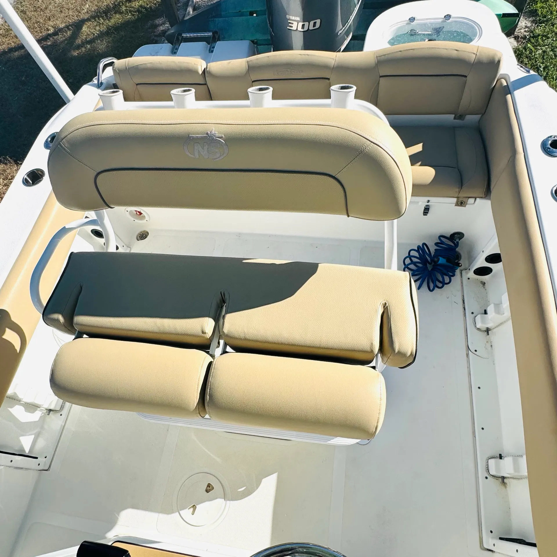 23ft Nautic Star Legacy. Multi day rentals. holds up to 10
