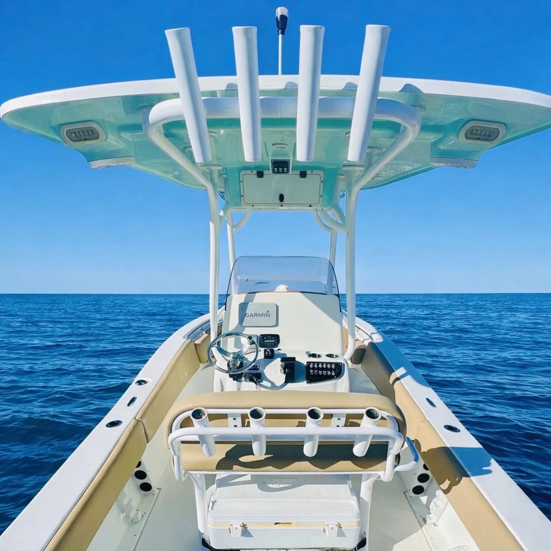 23ft Nautic Star Legacy. Multi day rentals. holds up to 10