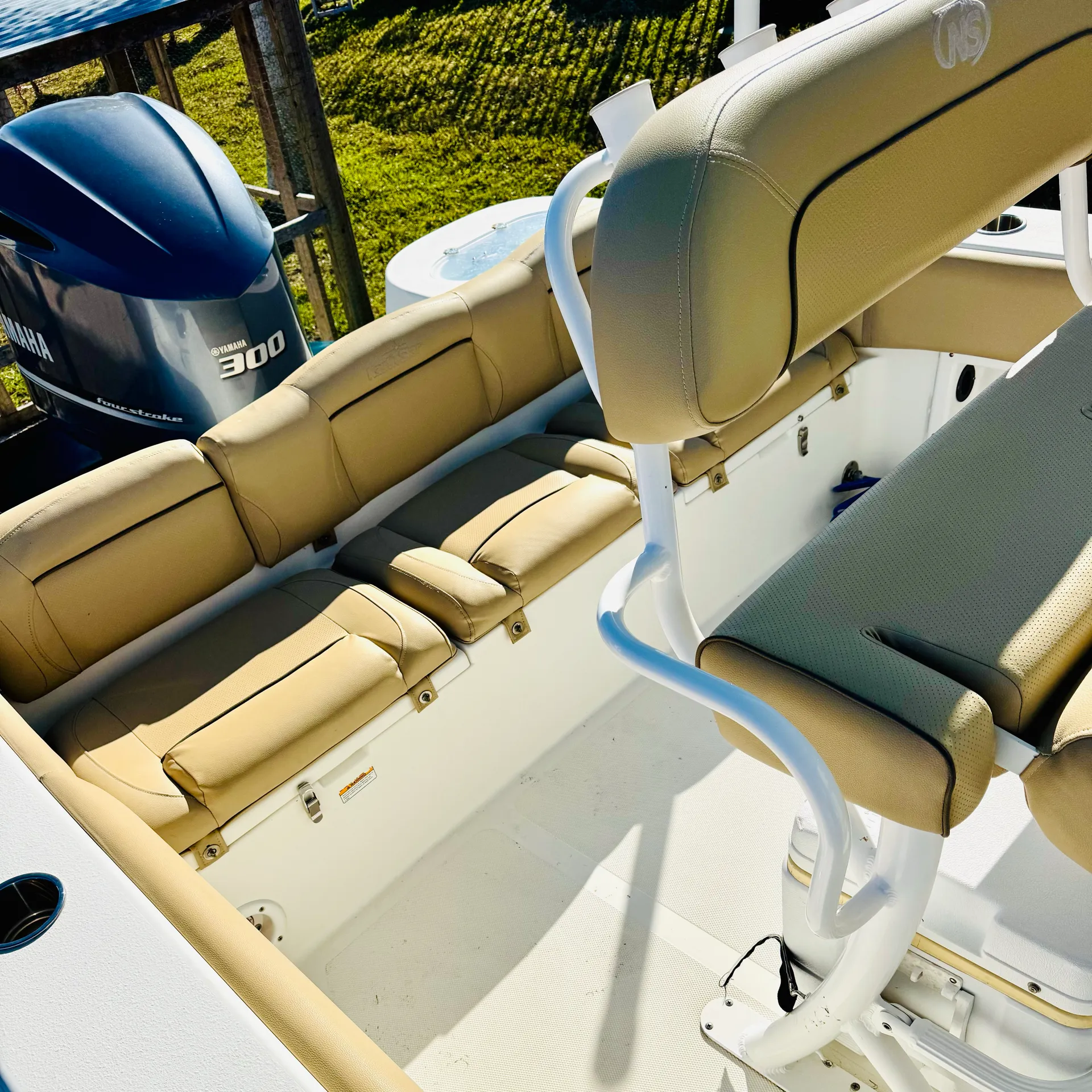 23ft Nautic Star Legacy. Multi day rentals. holds up to 10