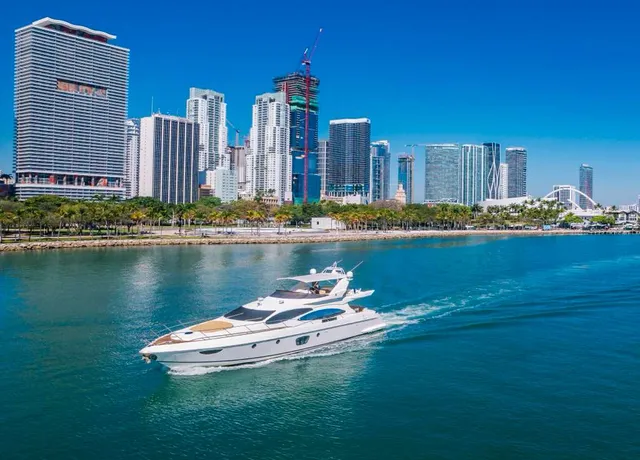 Rent a cruiser in Miami Beach, FL near me