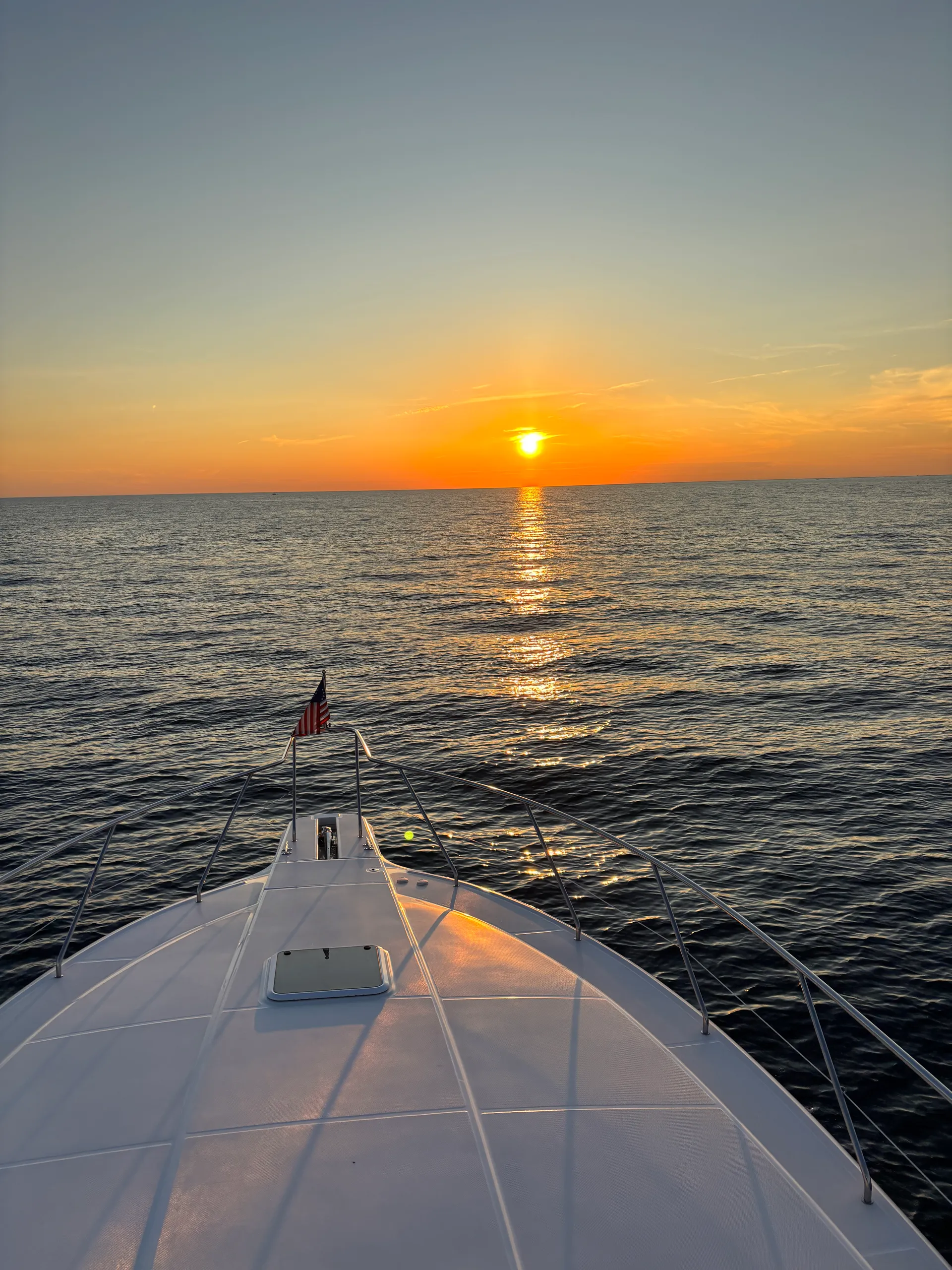 Lake Michigan Sight Seeing and Sunset Tours